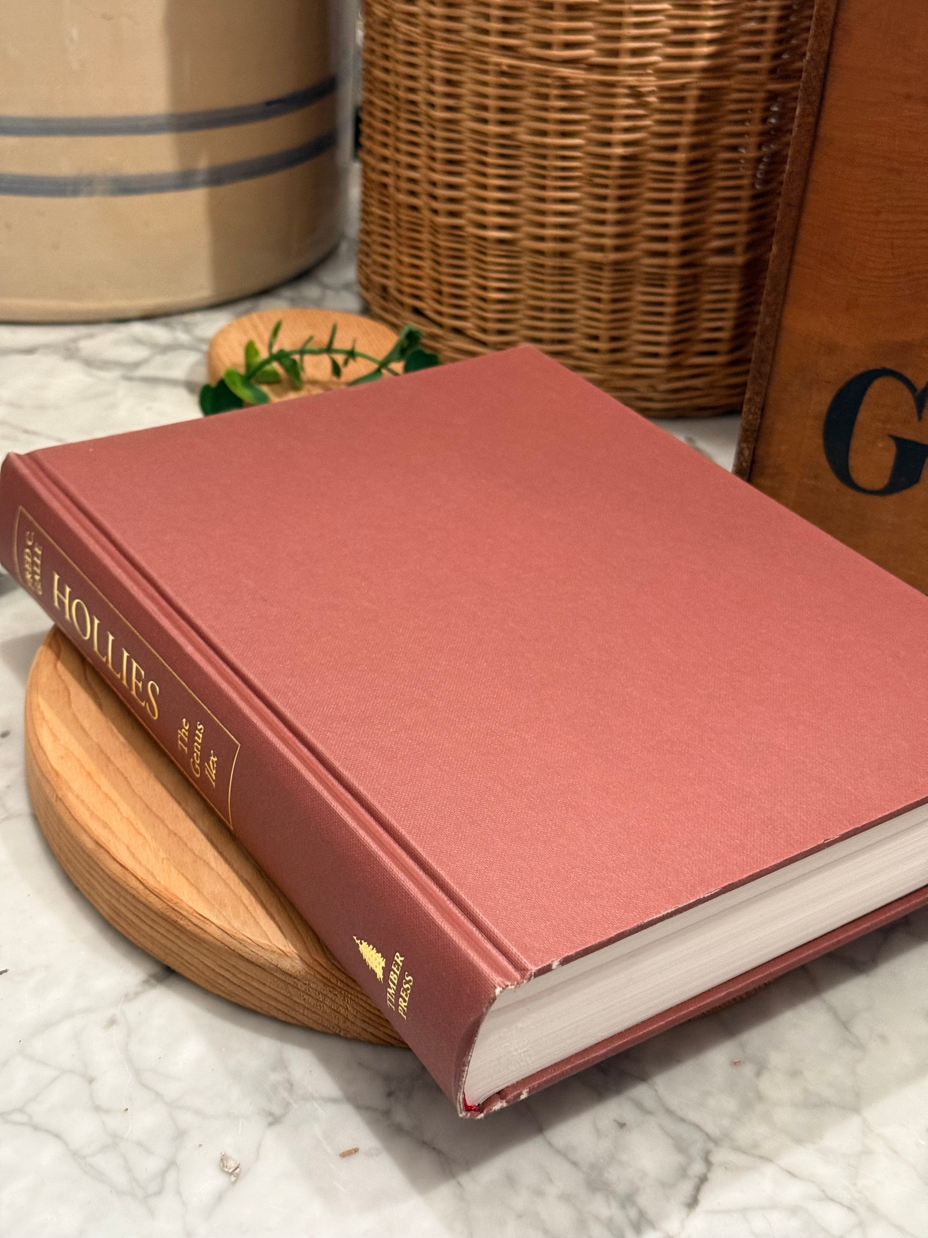 Hollies, The Genus Ilex Monograph Book