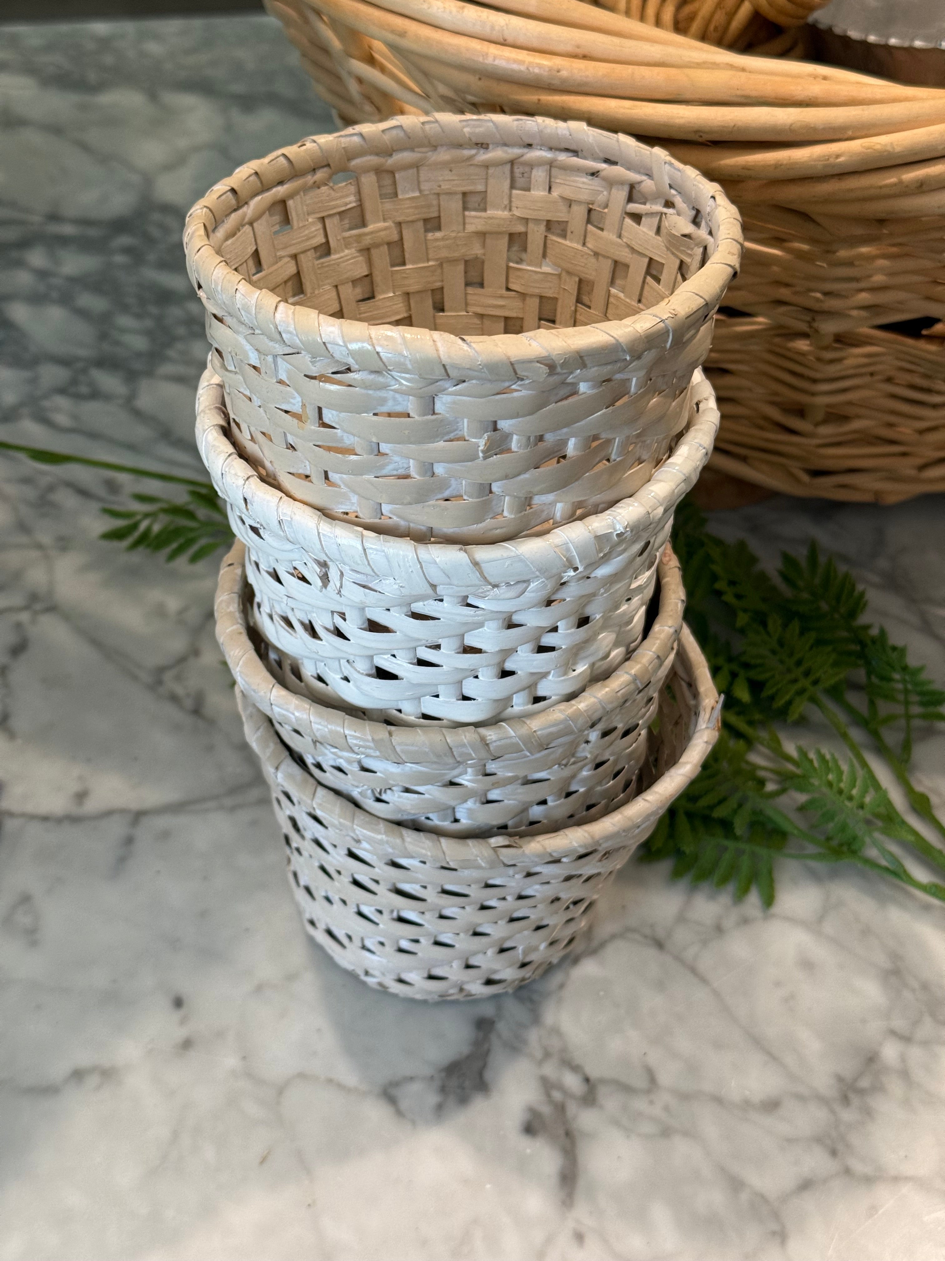 Vintage White Woven Rattan Planter Baskets (Set of 4)