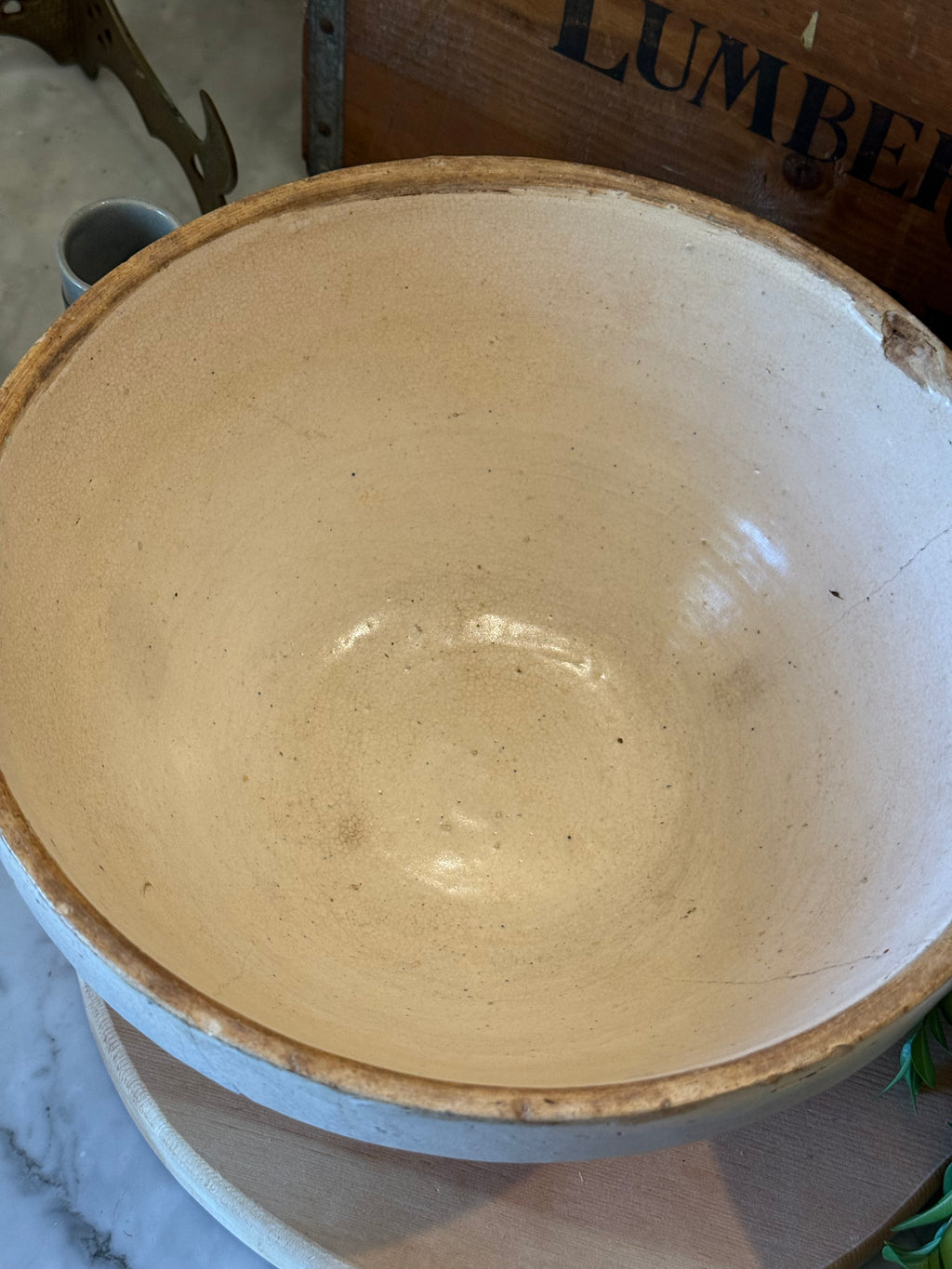 Antique Primitive Beehive Ribbed Shoulder Bowl - 10"