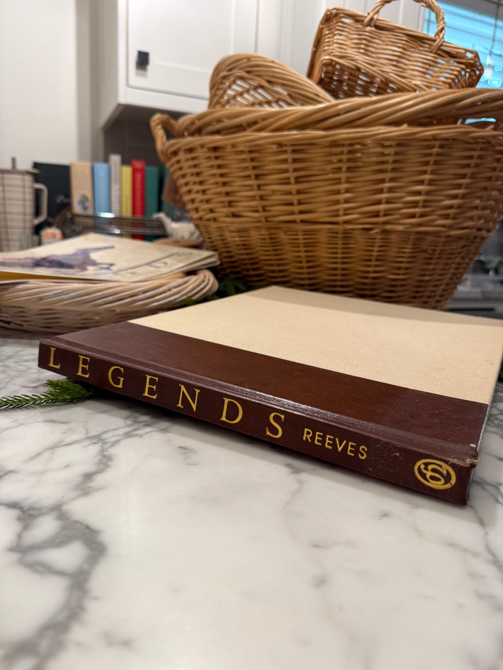 Legends: The Art of Richard Stone Reeves Book