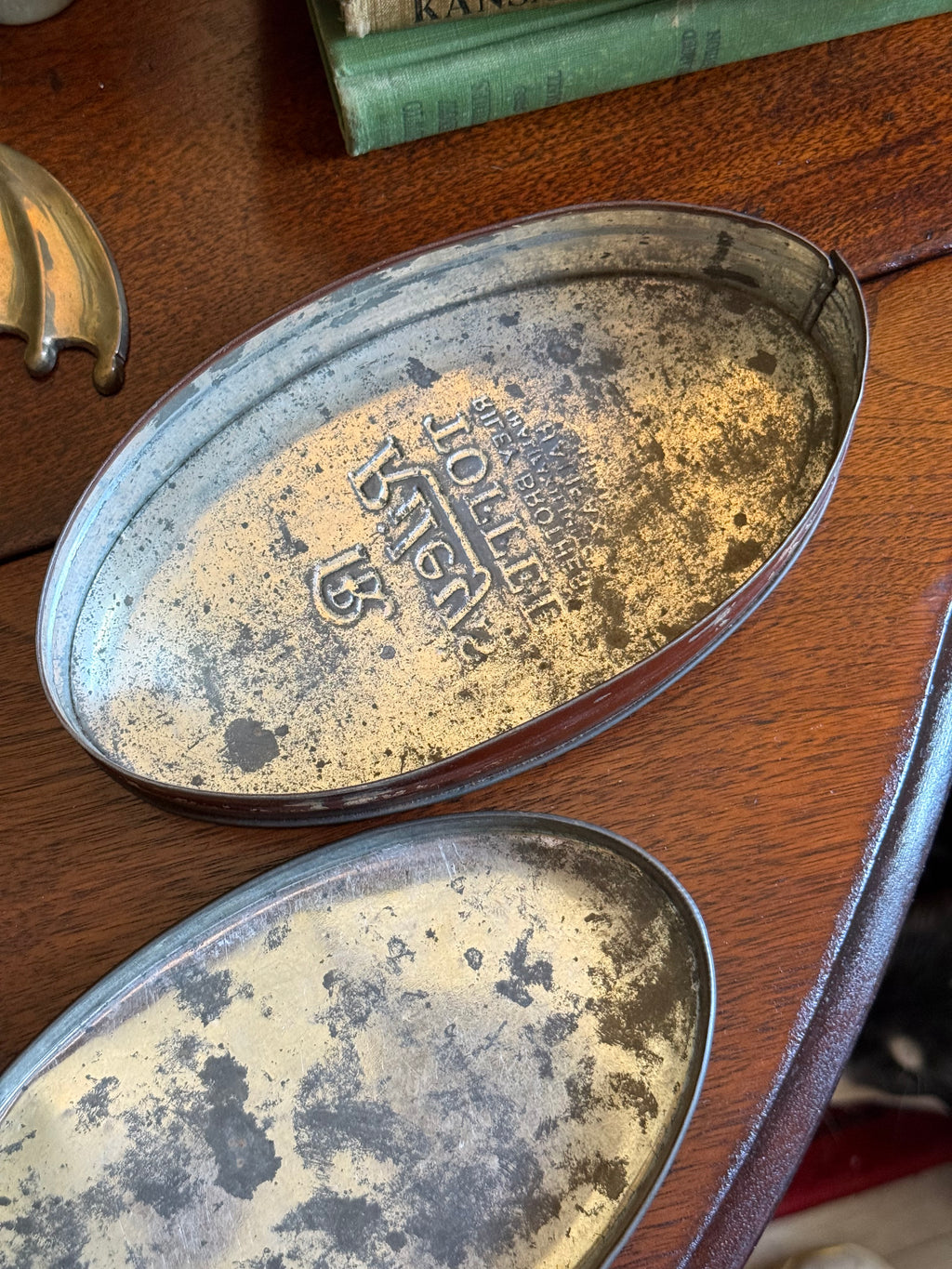 Vintage Riley's Toffee Halifax England Tin - "Dickensian Memories"