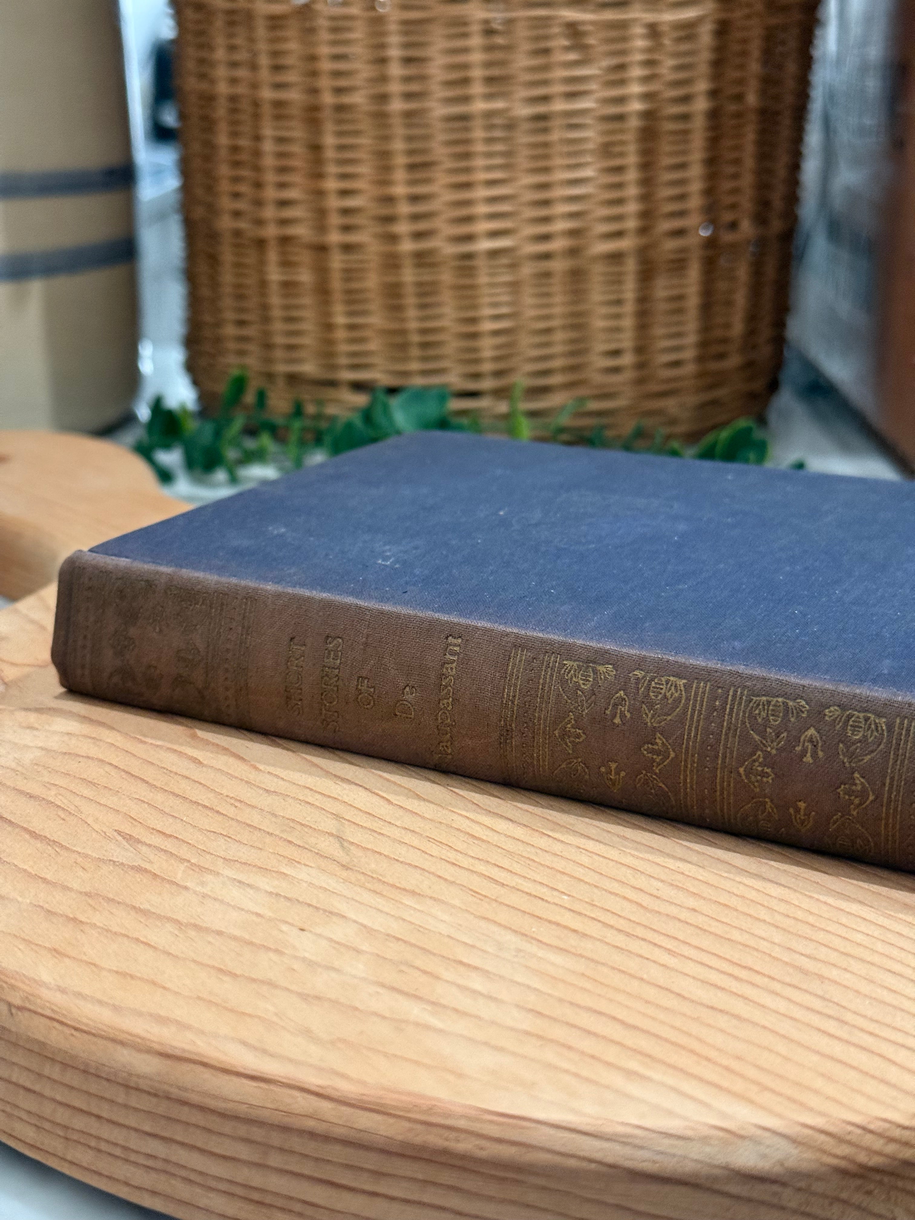 Vintage Blue De Maupassant Short Stories