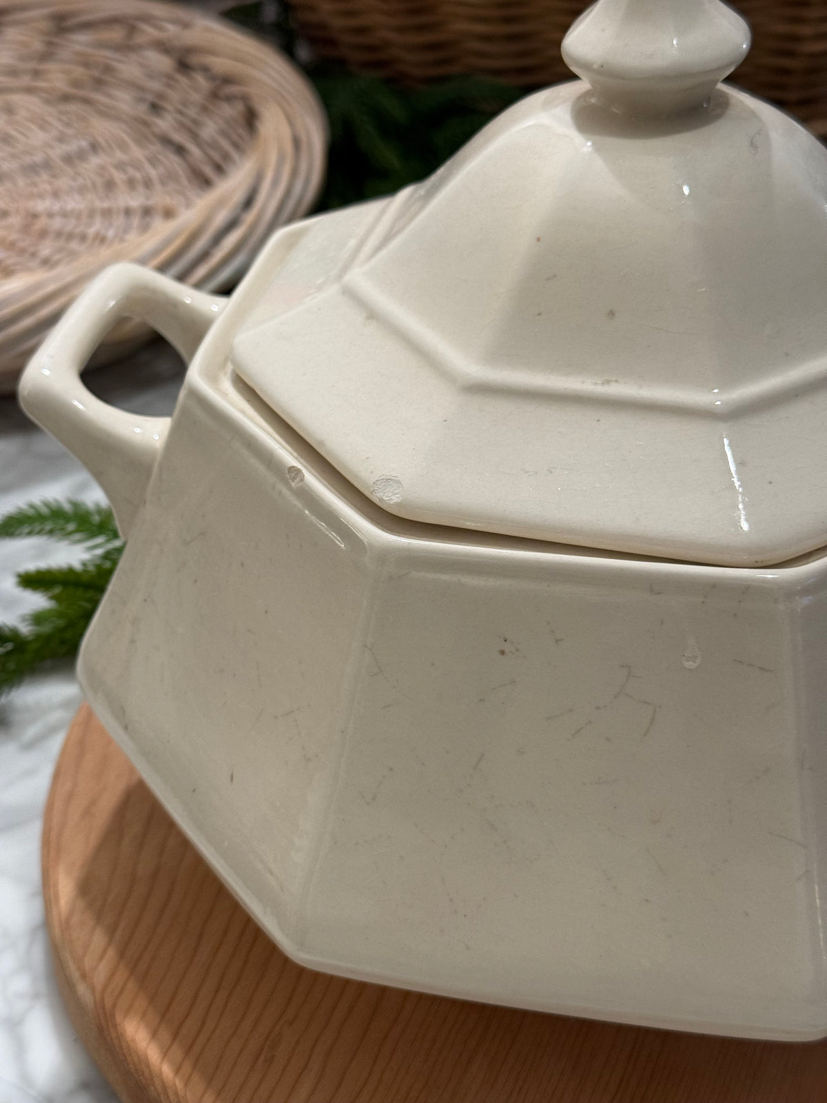 Creamware Octagonal Soup Tureen with Ladle