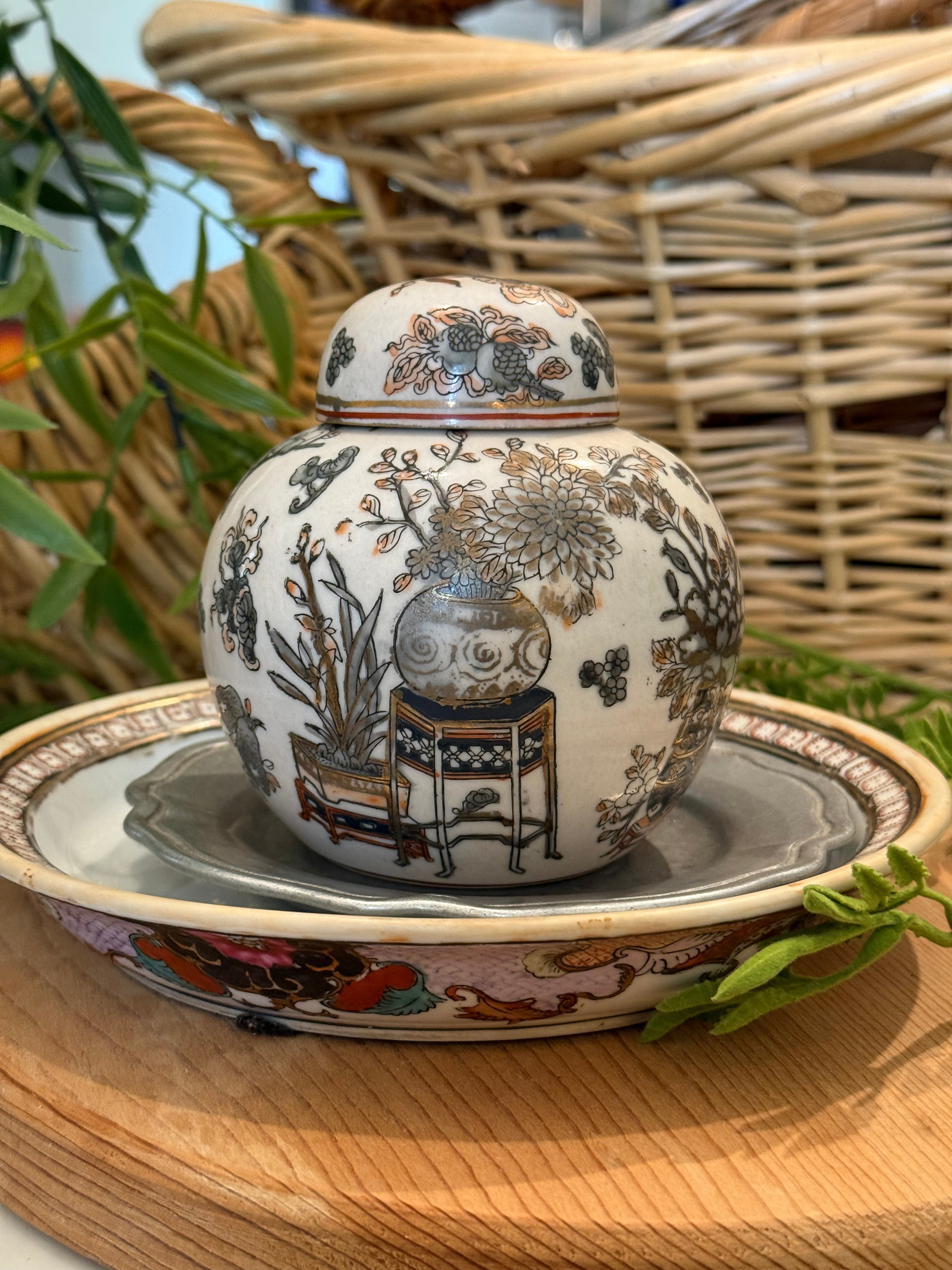 Vintage Handpainted Macau CPC Porcelain Black & Gold Floral Ginger Jar (5")