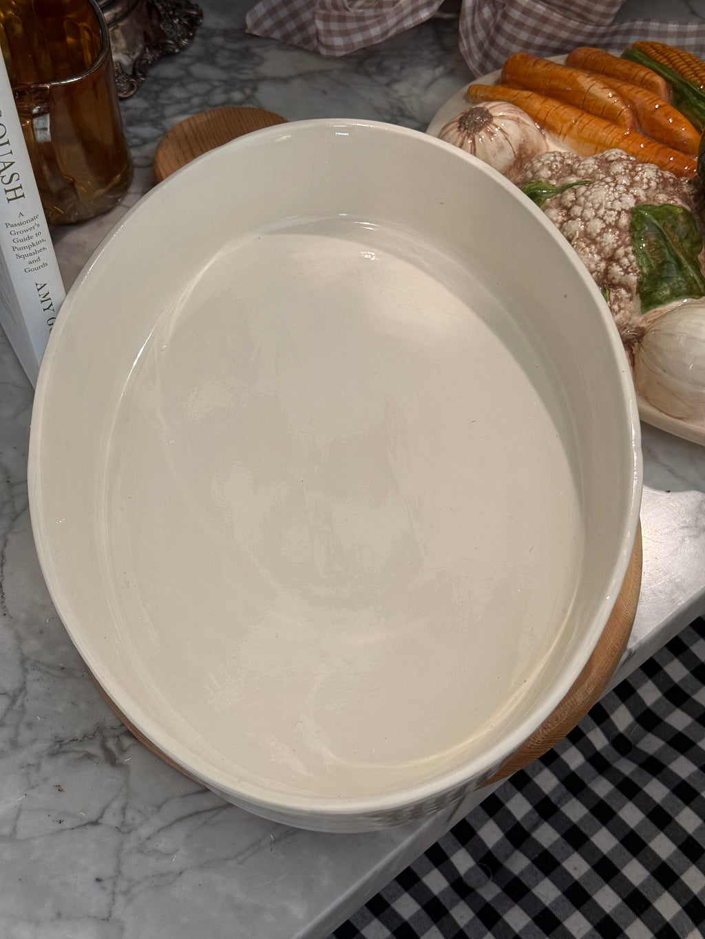 Vintage Embossed Vegetable Ceramic Casserole Dish with Lid