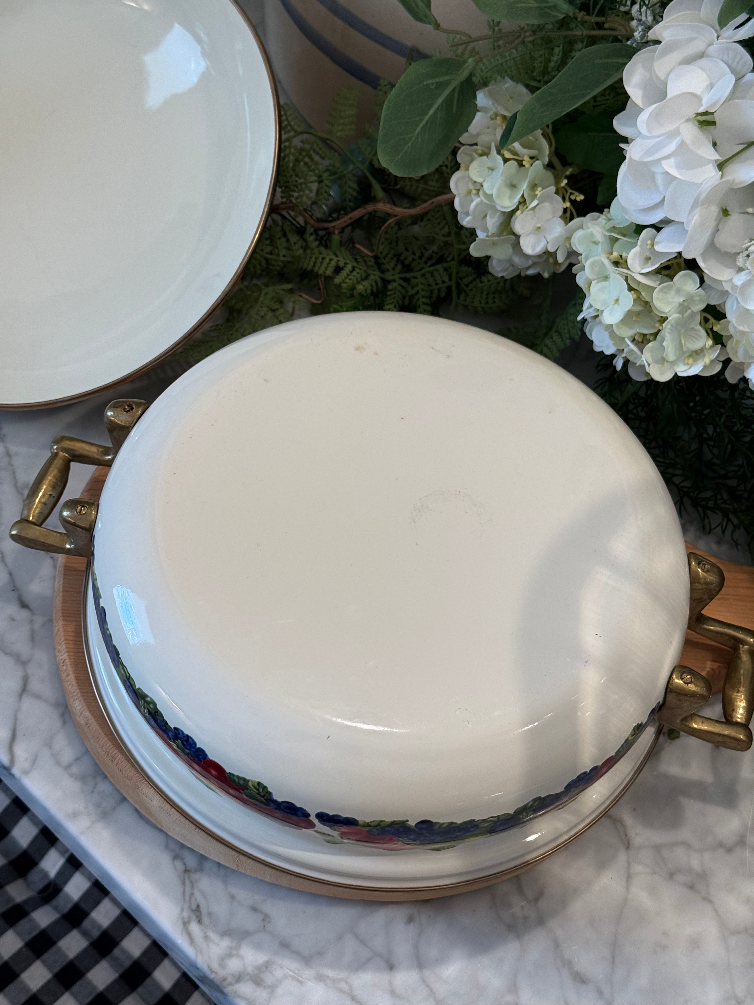 Vintage Lincoware Orchard Fruits Enamel Casserole Pot with Lid