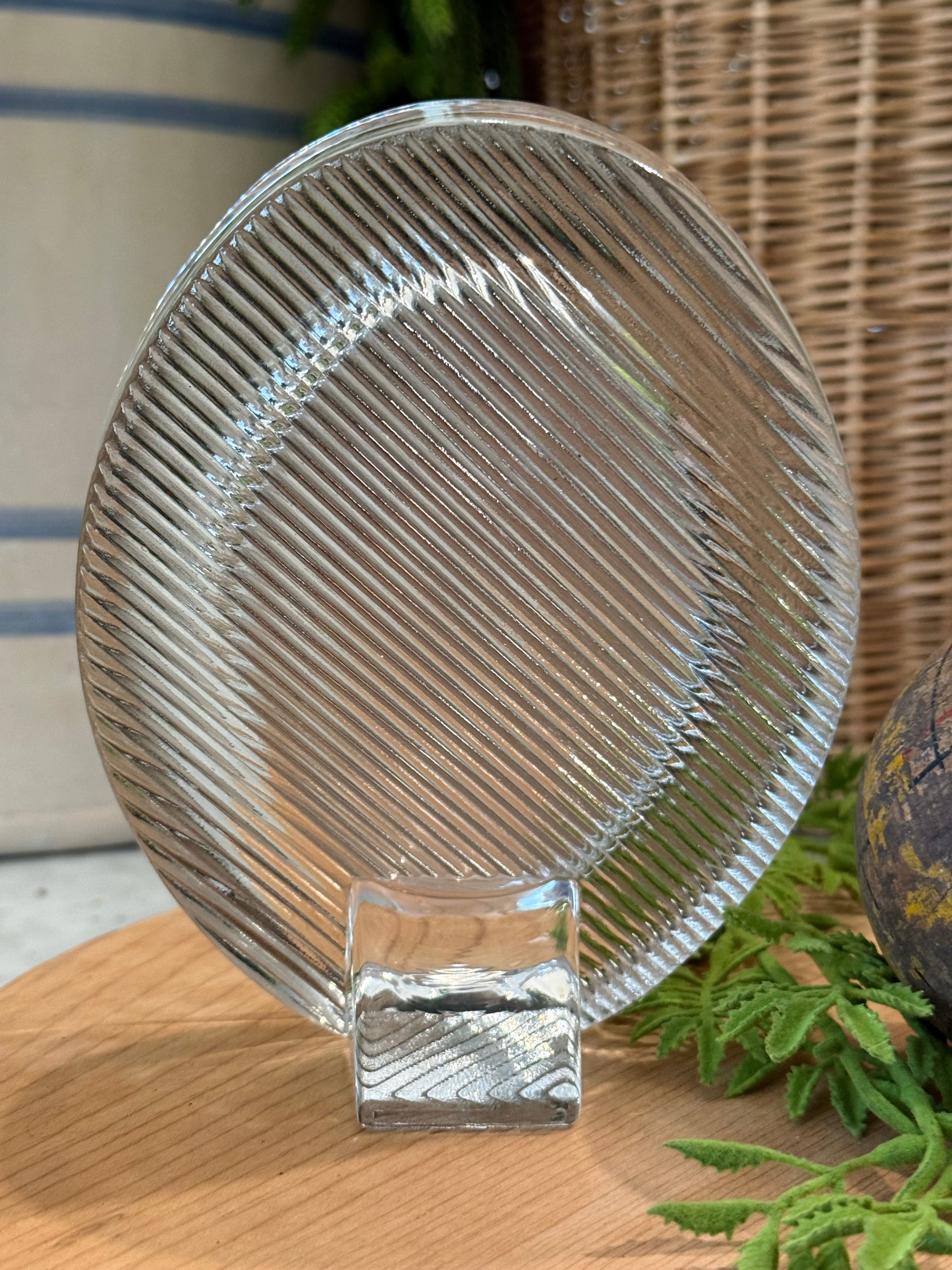 Vintage Petite Oval Mikasa Crystal Frame