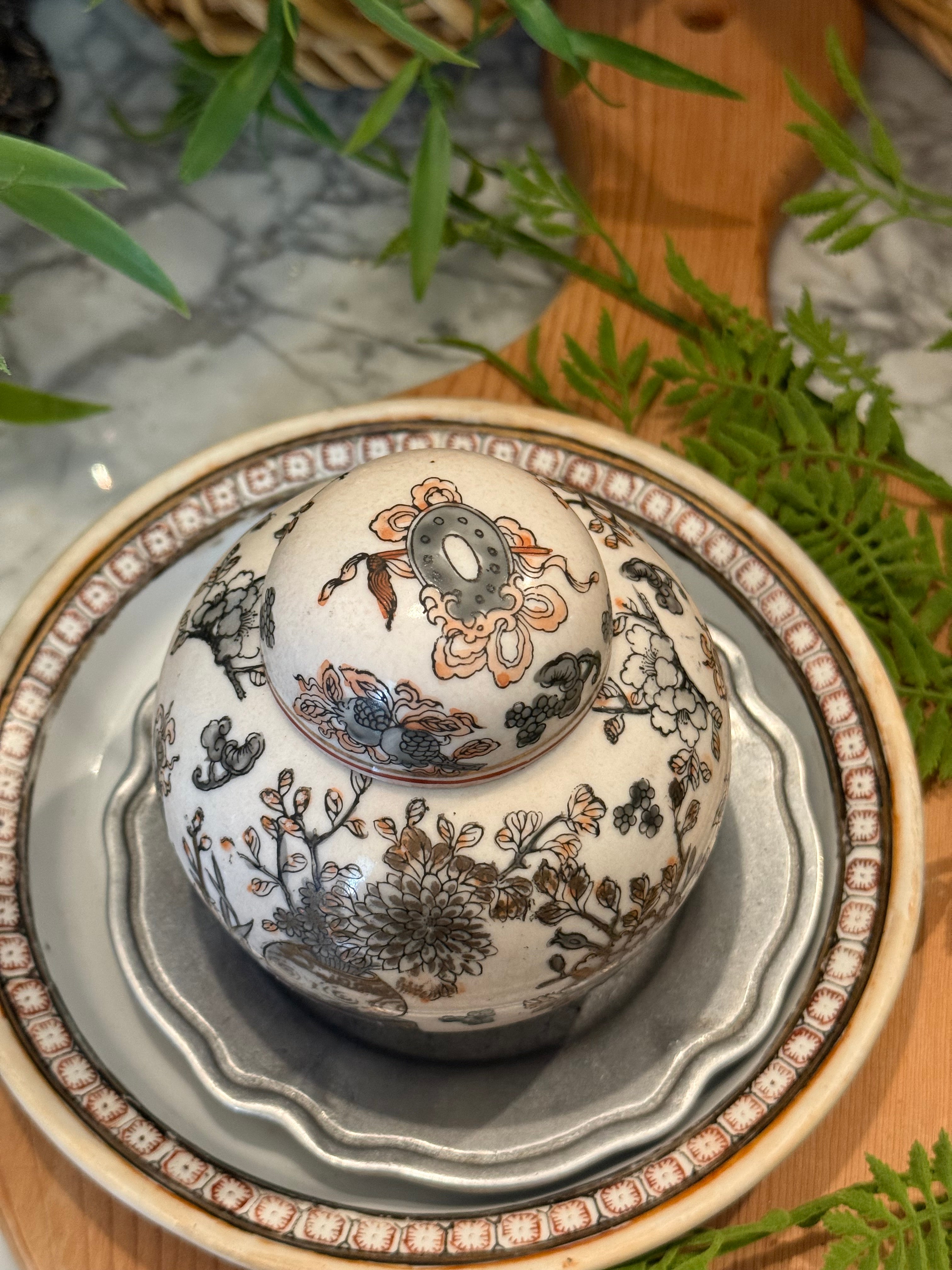 Vintage Chinoiserie Companion Planter Underdish - Rose Canton Style
