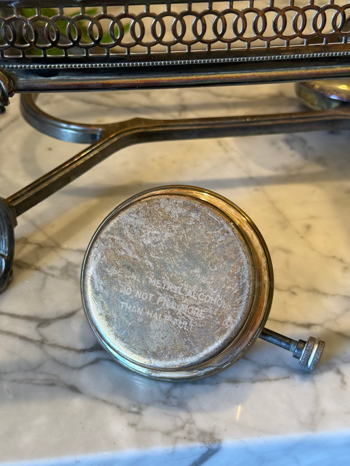Grand Silver Chafing Stand & Riser