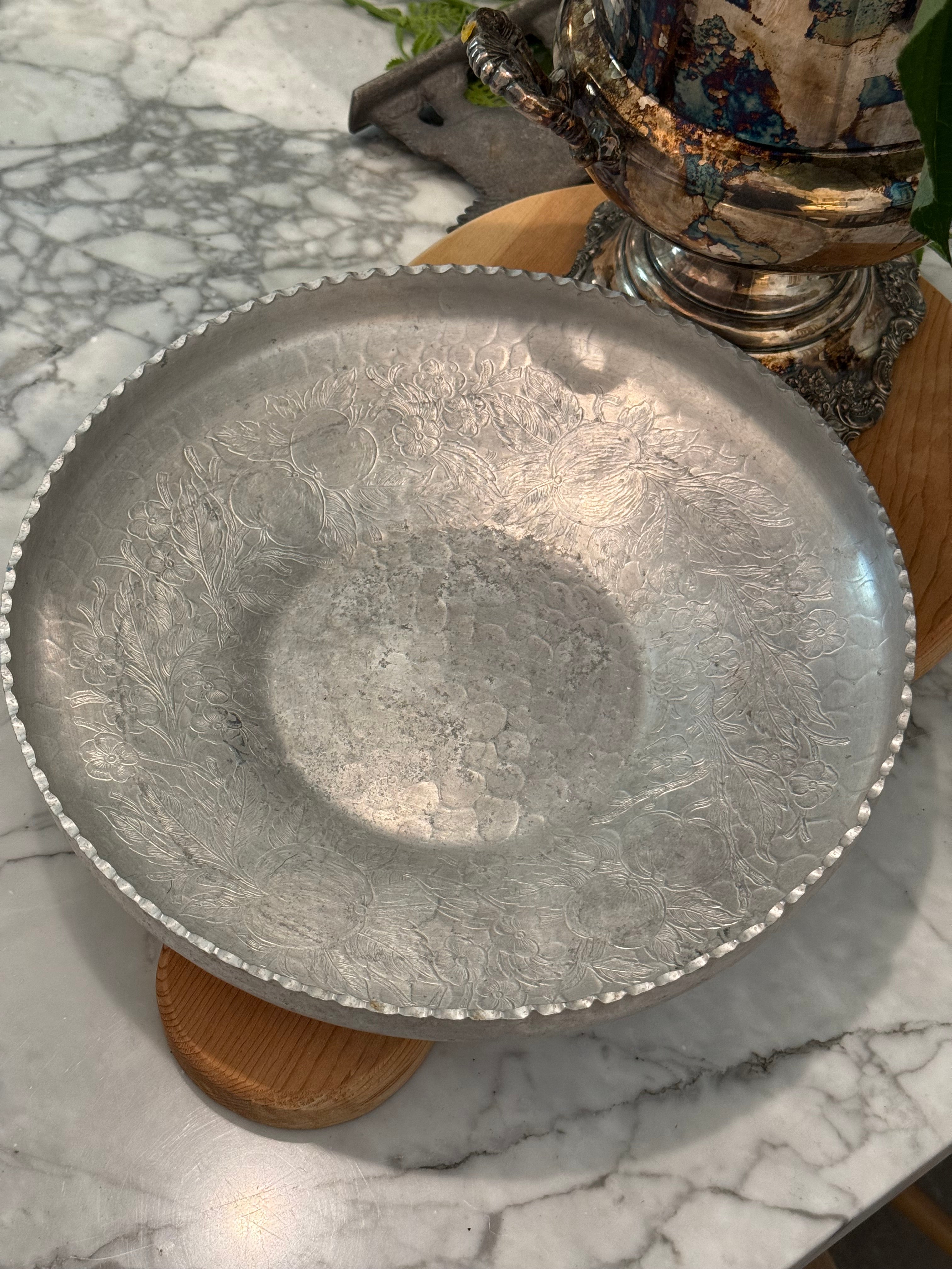 Vintage Mid-Century Aluminum Sawtooth Edge Round Platter Bowl