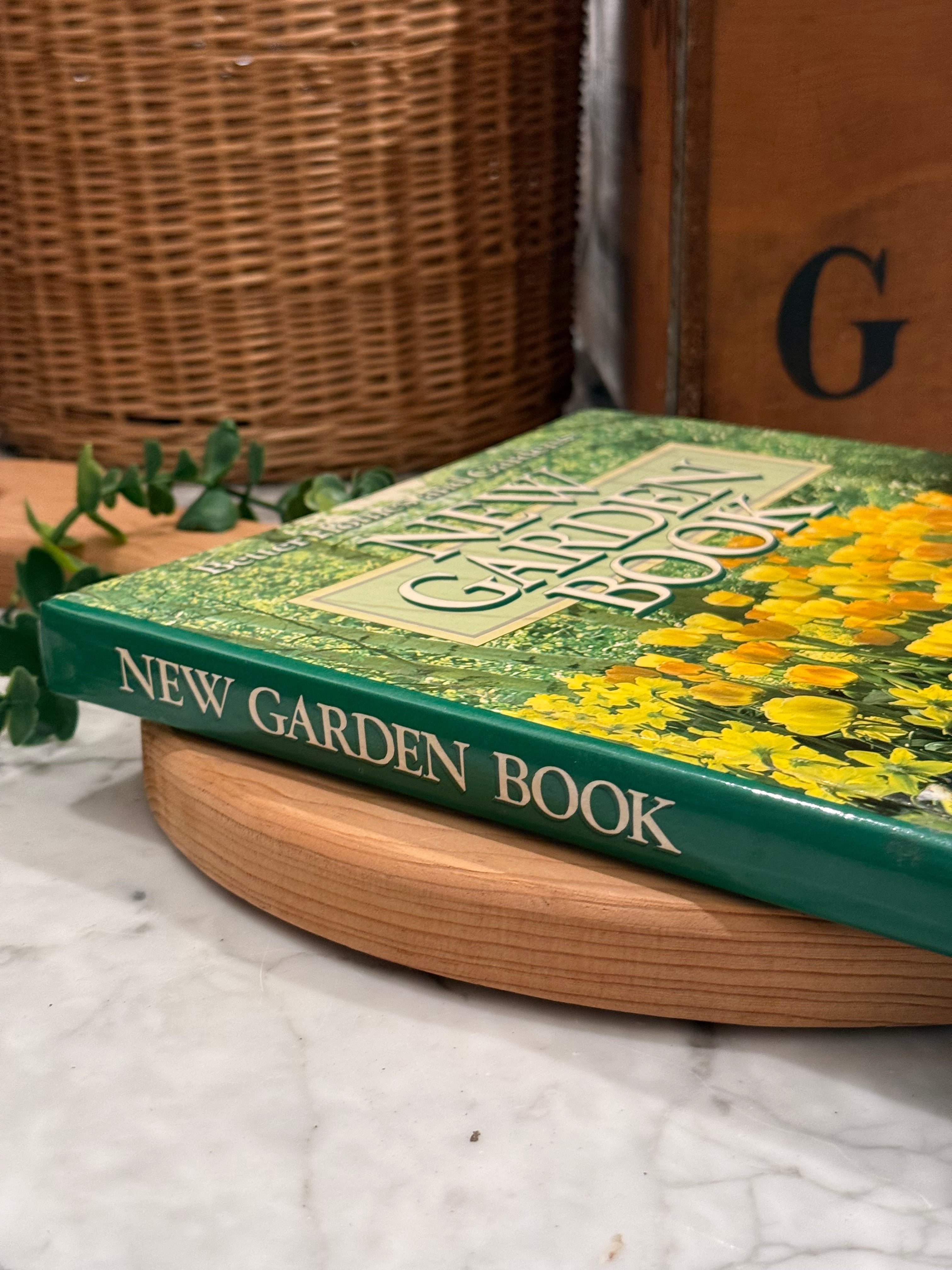 Vintage Better Homes and Gardens - New Garden Book