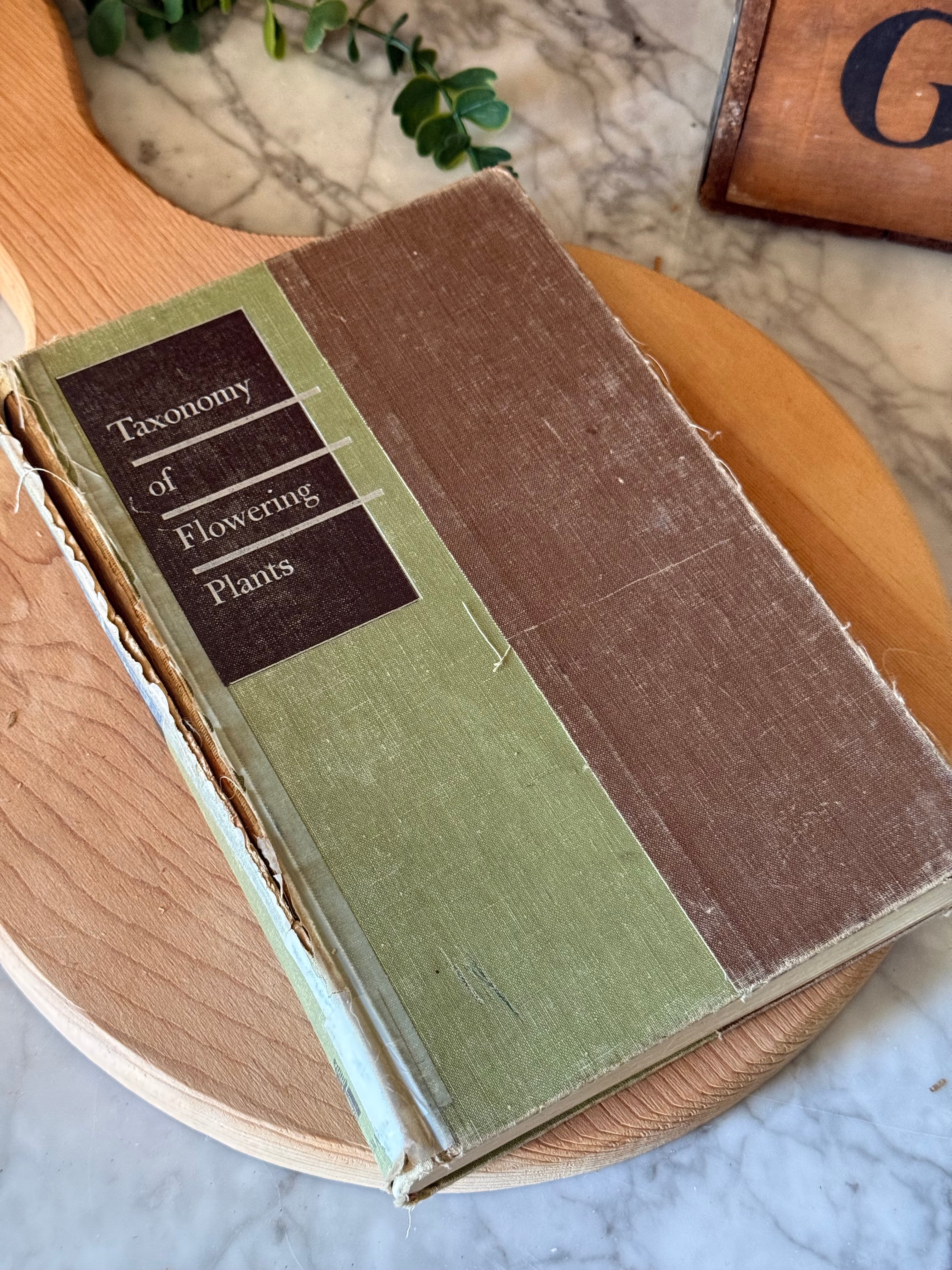 1959 Vintage Taxonomy Flowering Plants Book