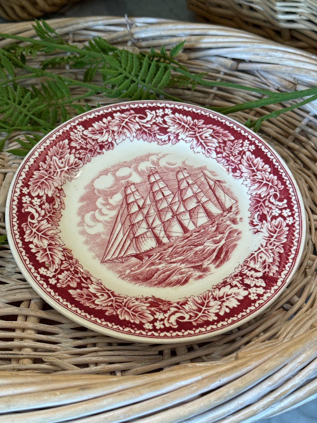 Vintage Homer Laughlin Currier & Ives Clipper Red Transferware Plate