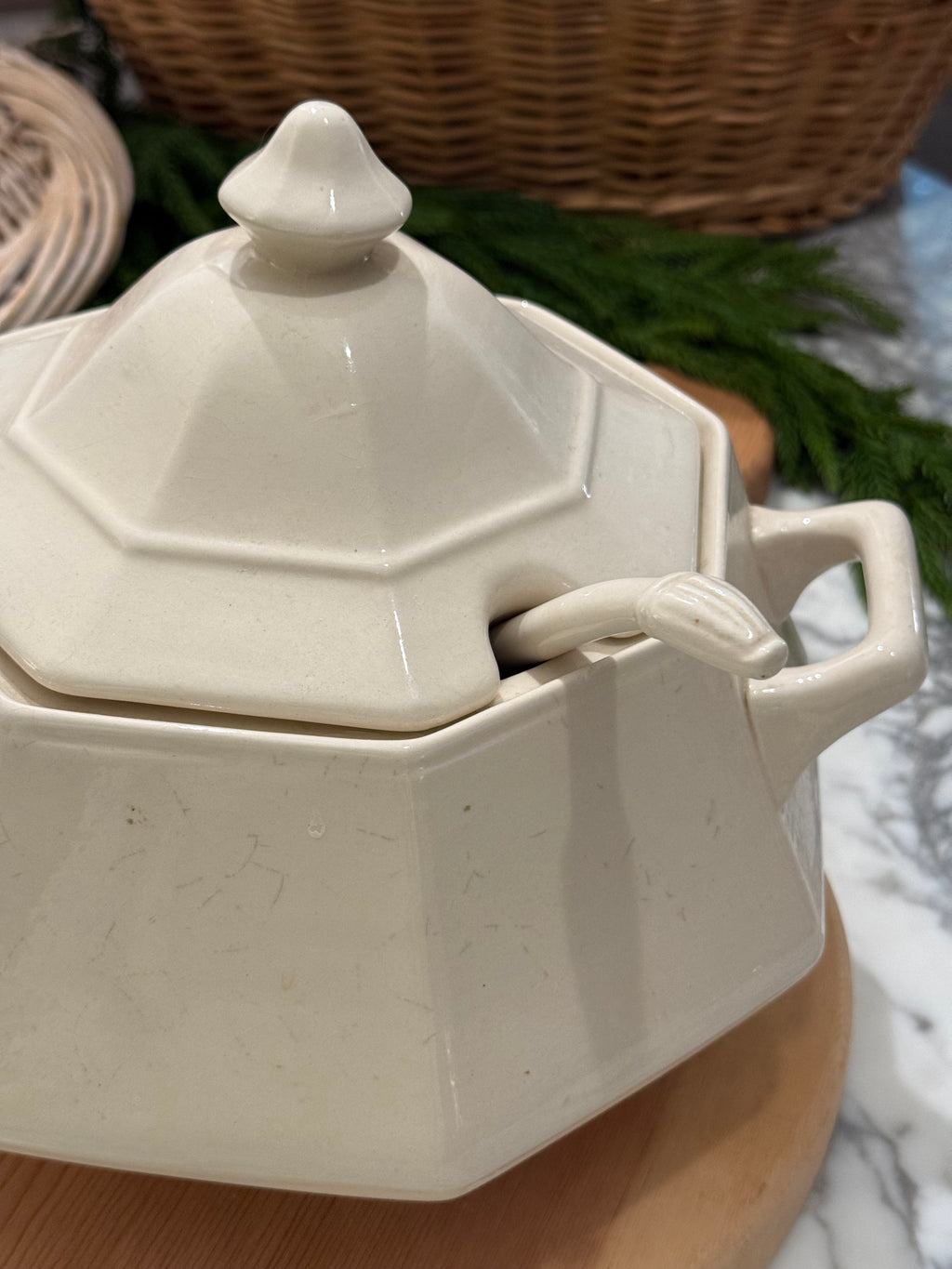Creamware Octagonal Soup Tureen with Ladle