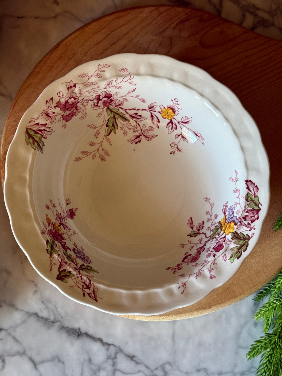 Vintage Ridgway English Garden Serving Bowl