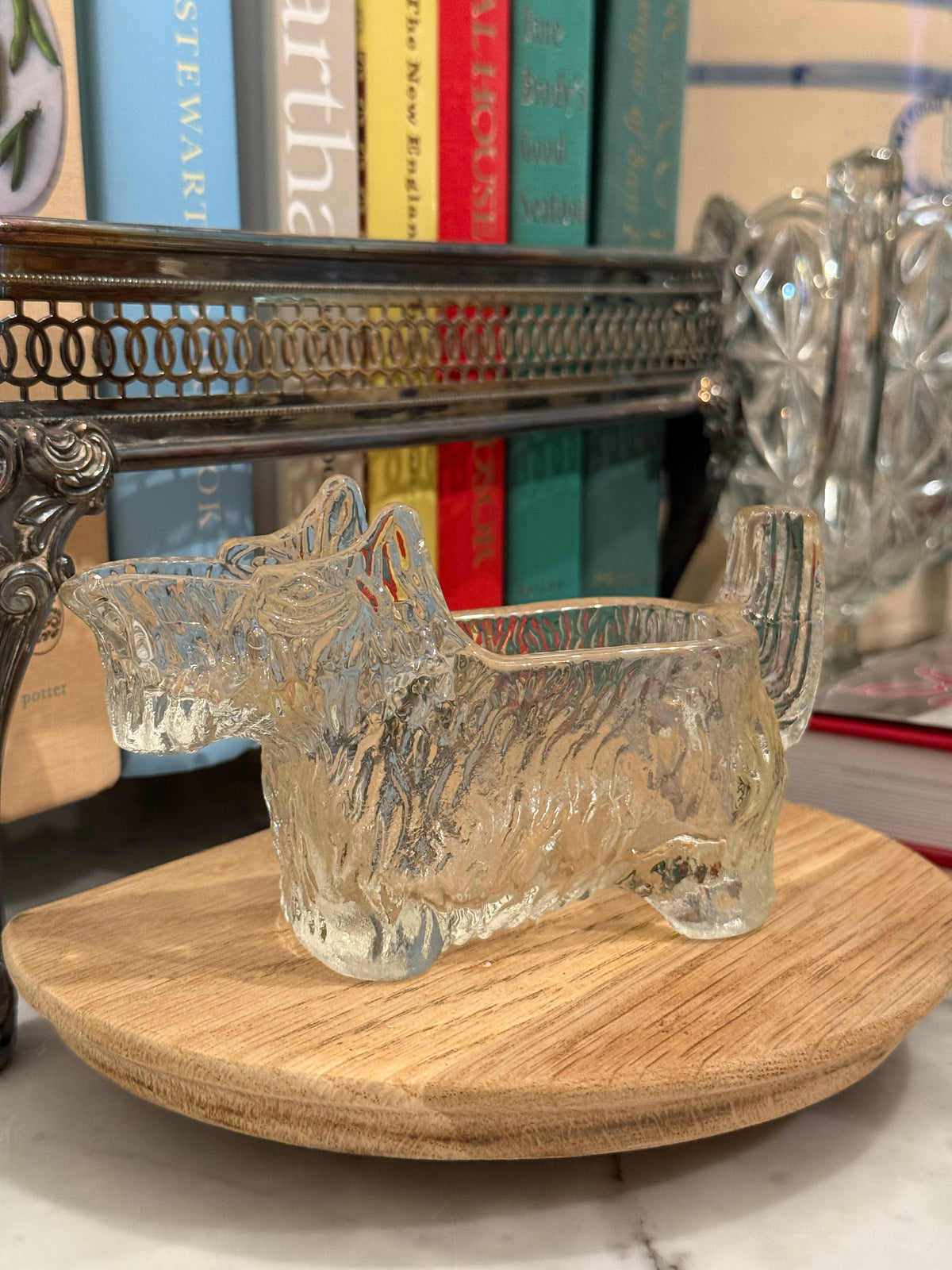 1930s L.E. Smith Glass Scottie Dog Creamer