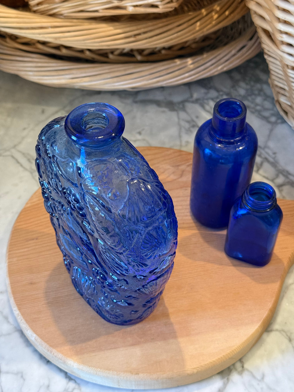 Vintage Libbey Cobalt Glass Seashell Bottle