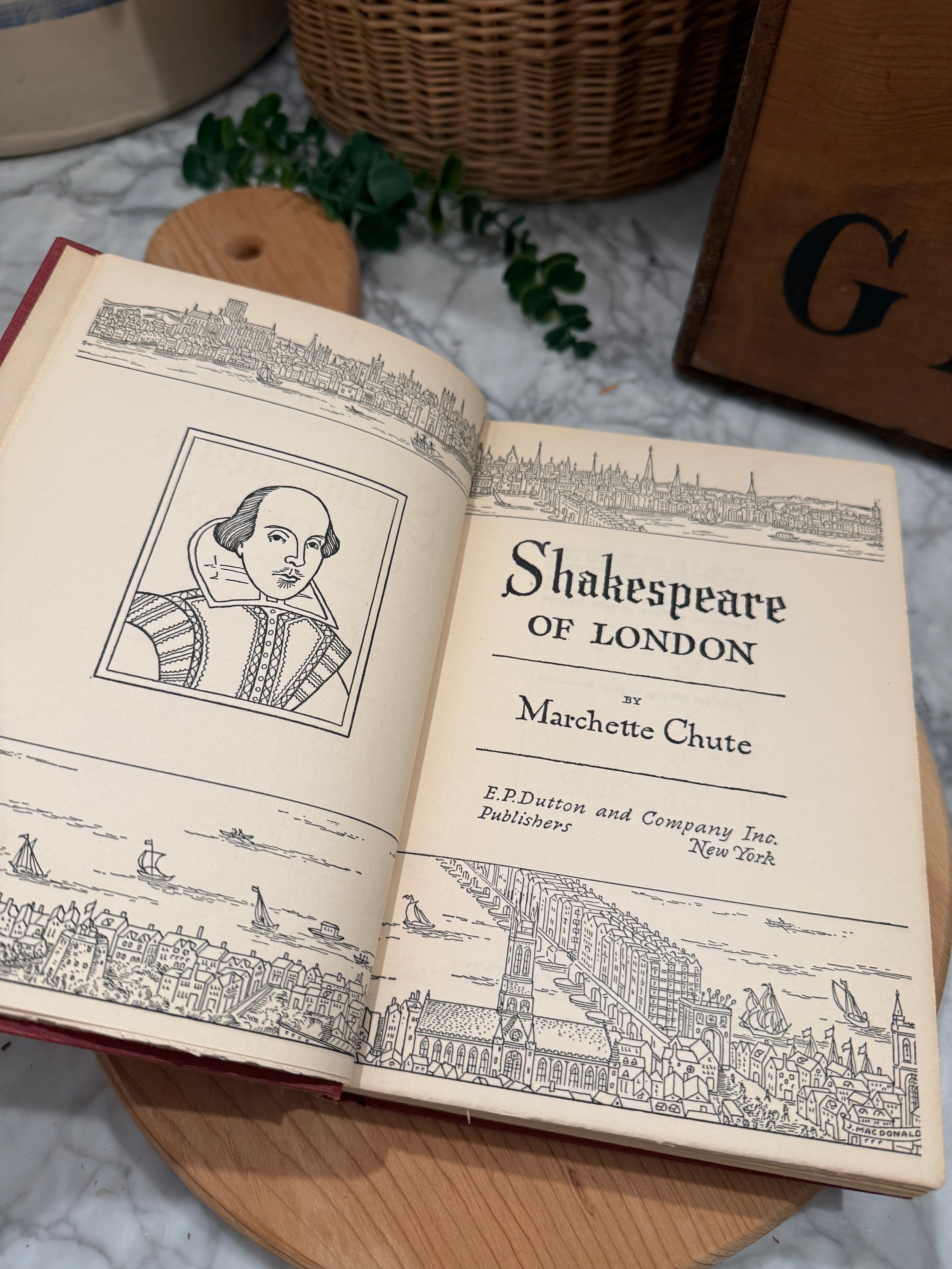 Vintage 1949 First Edition Shakespeare of London