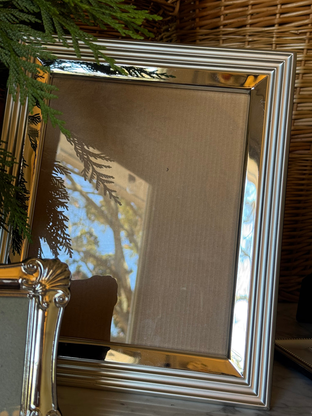 Grand Stepped Bevel Silver Frame