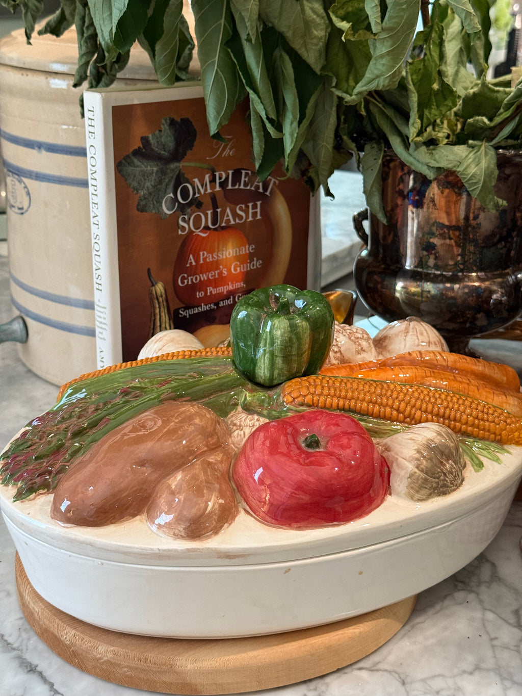 Vintage Embossed Vegetable Ceramic Casserole Dish with Lid