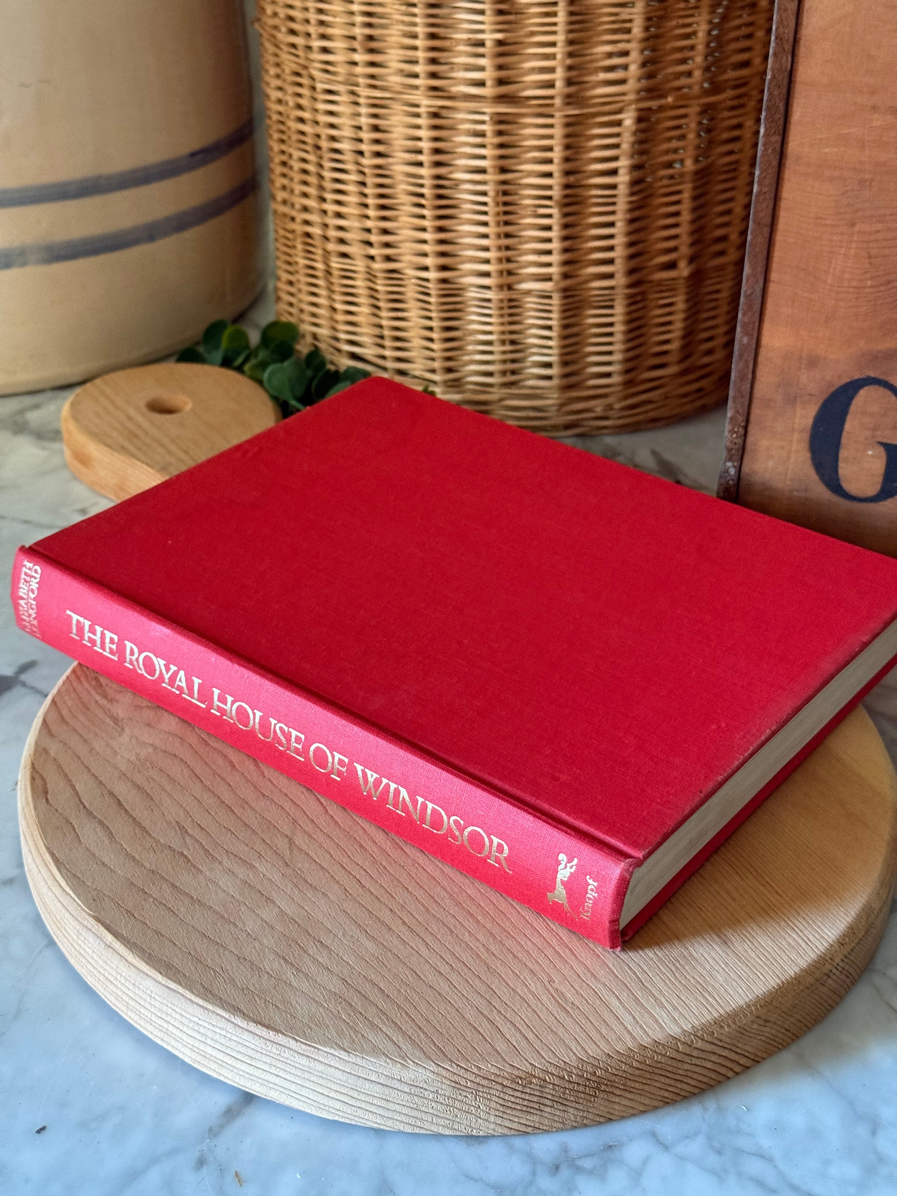 Vintage 1974 The Royal House of Windsor Book