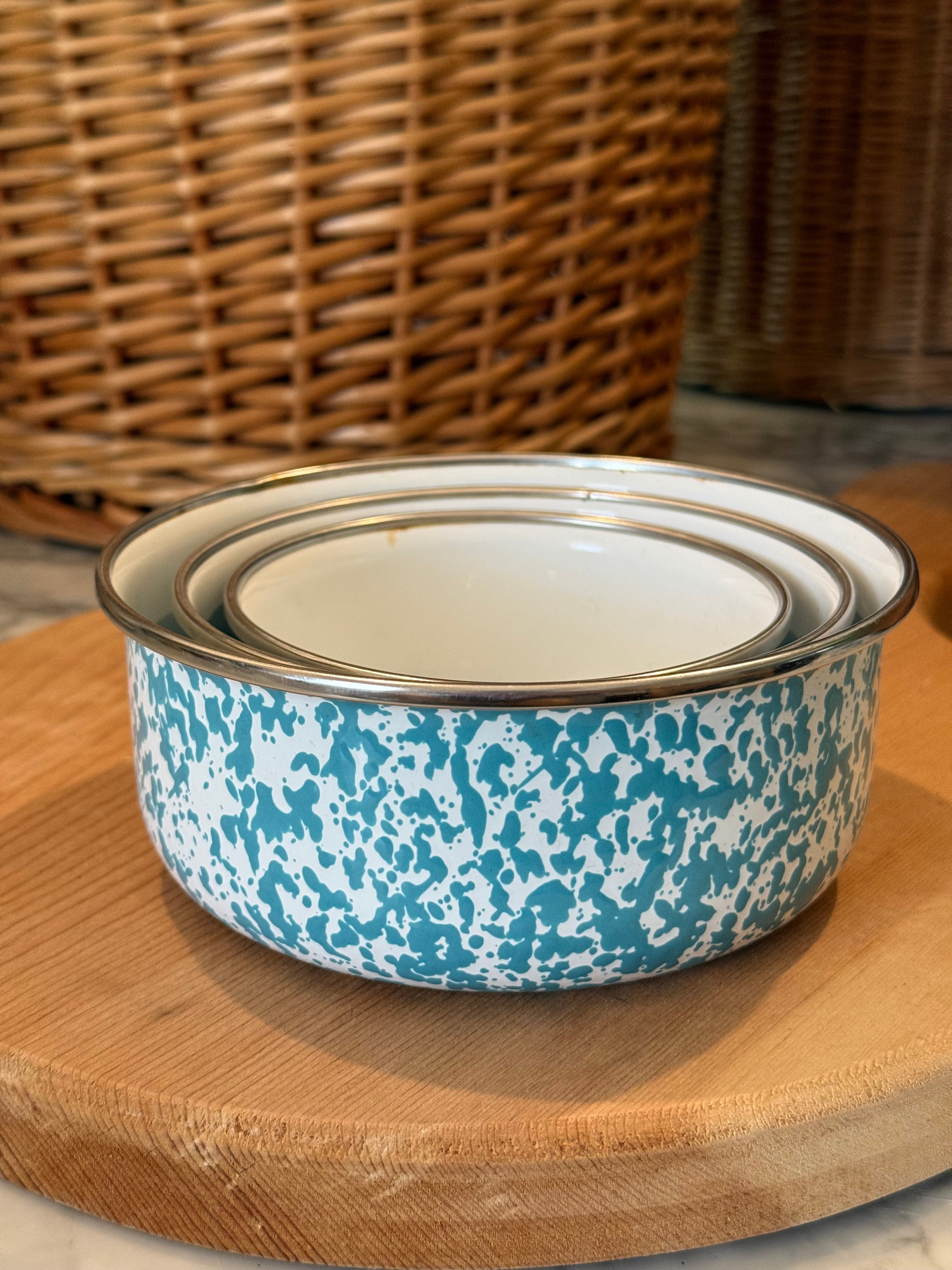 Set of 3 Sea Glass Teal Enamelware Nesting Bowls Vintage Coastal Decor
