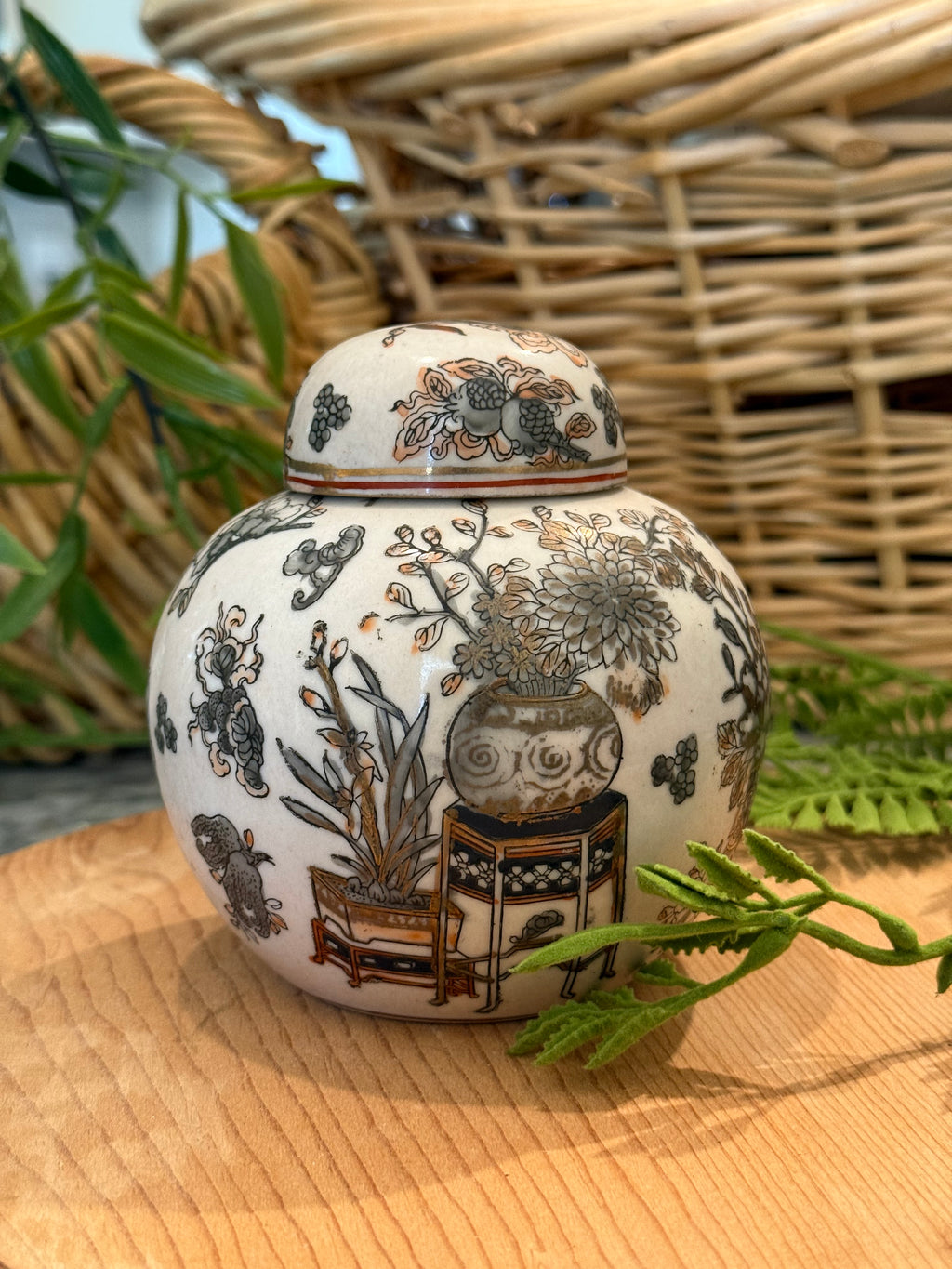 Vintage Handpainted Macau CPC Porcelain Black & Gold Floral Ginger Jar (5")