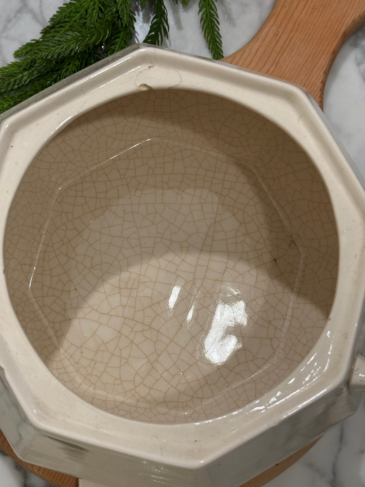 Creamware Octagonal Soup Tureen with Ladle