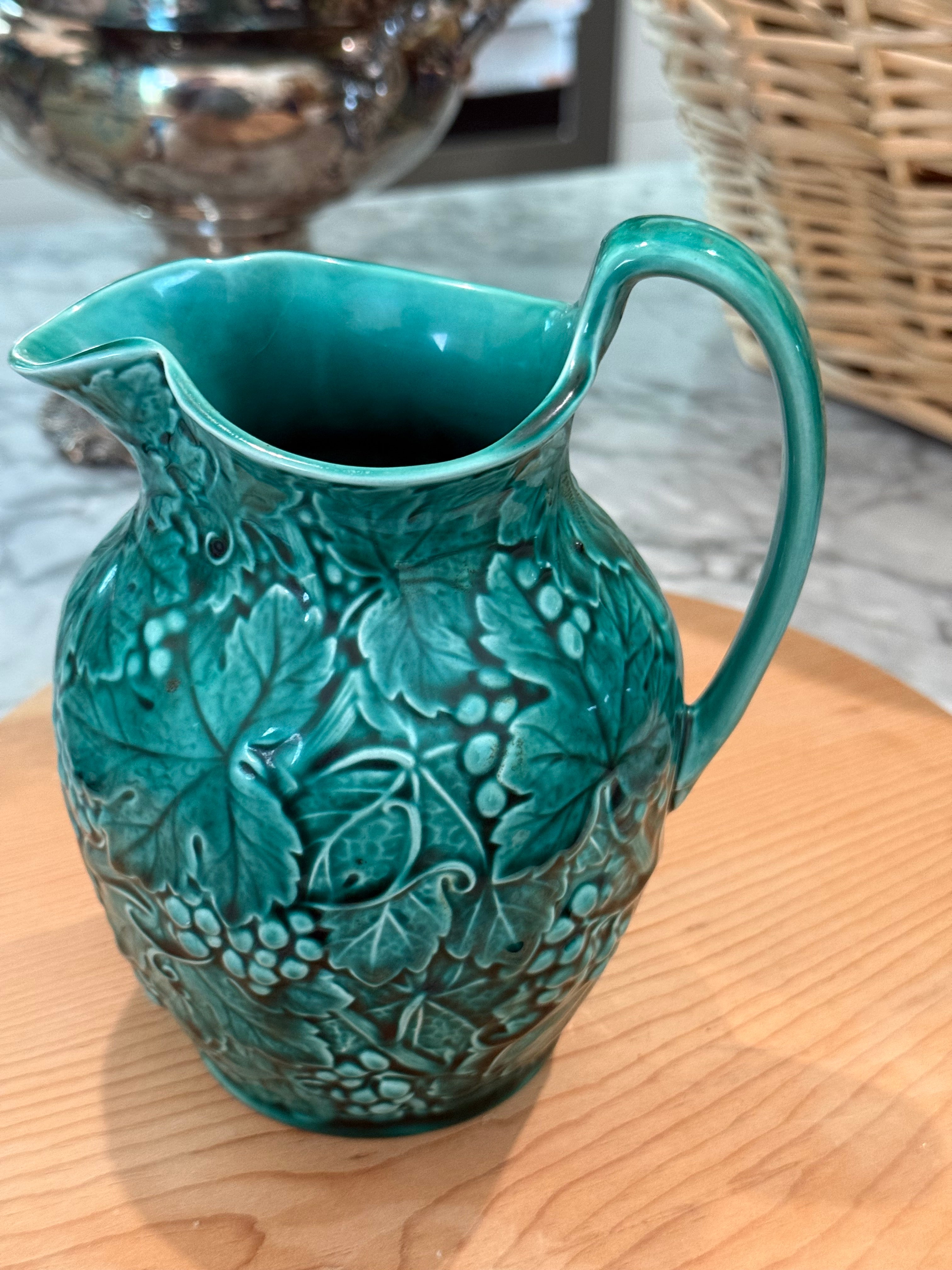 Vintage Wedgwood Majolica Green Leaf & Grapes Pitcher Jug