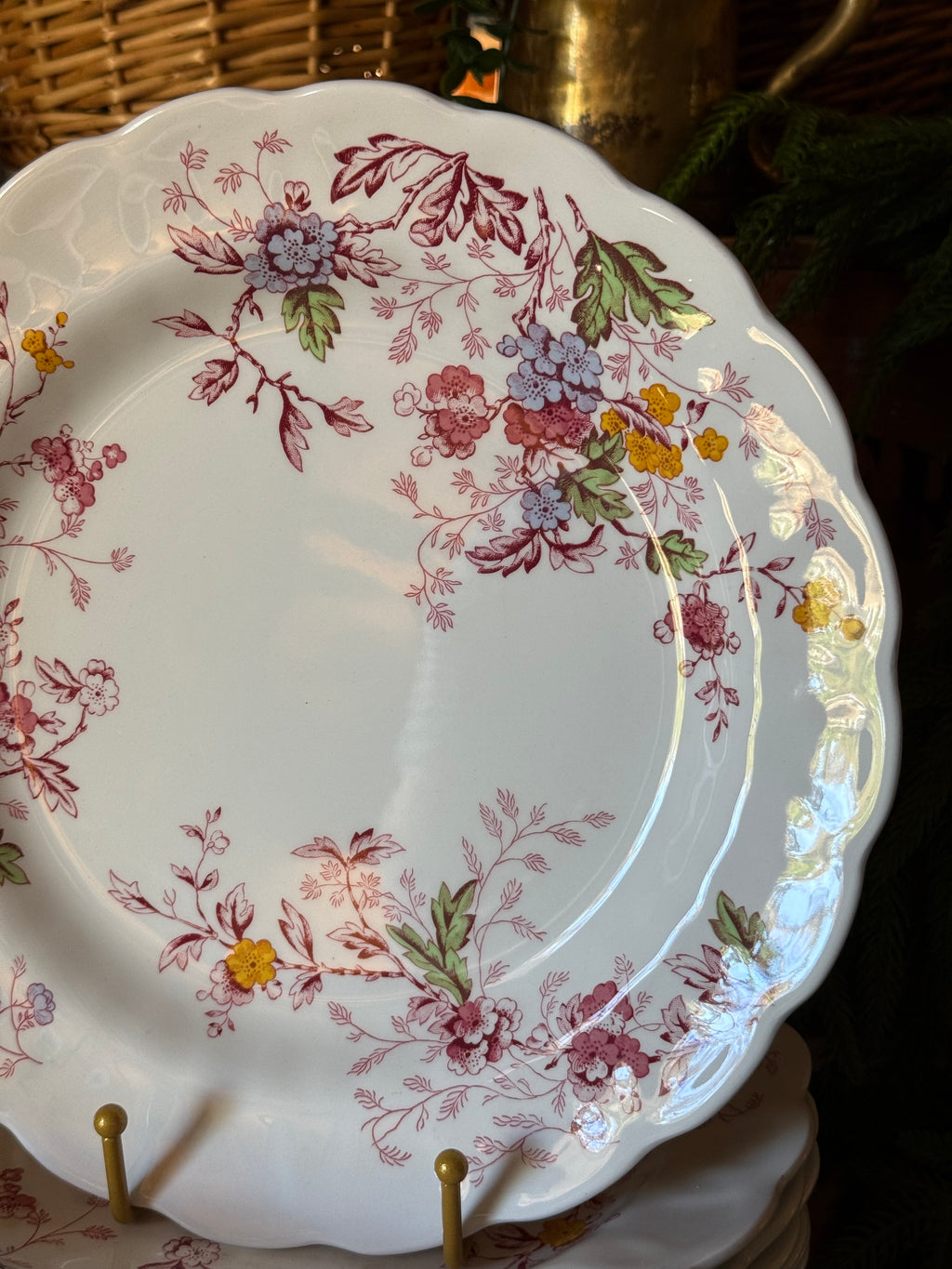 Vintage Ridgway English Garden Ironstone Dinner Plate