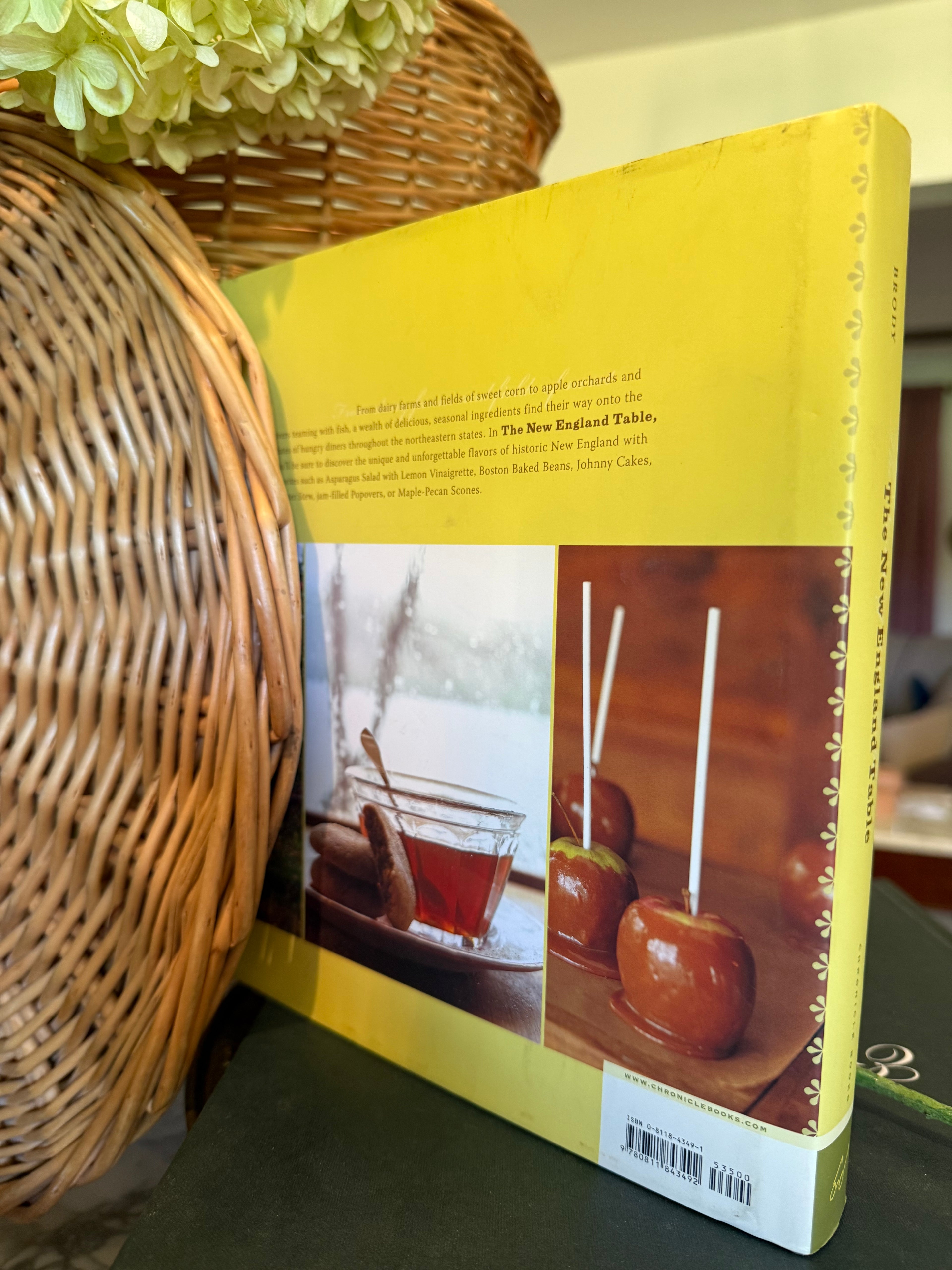 The New England Table Cookbook by Lora Brody - Hardcover 2005