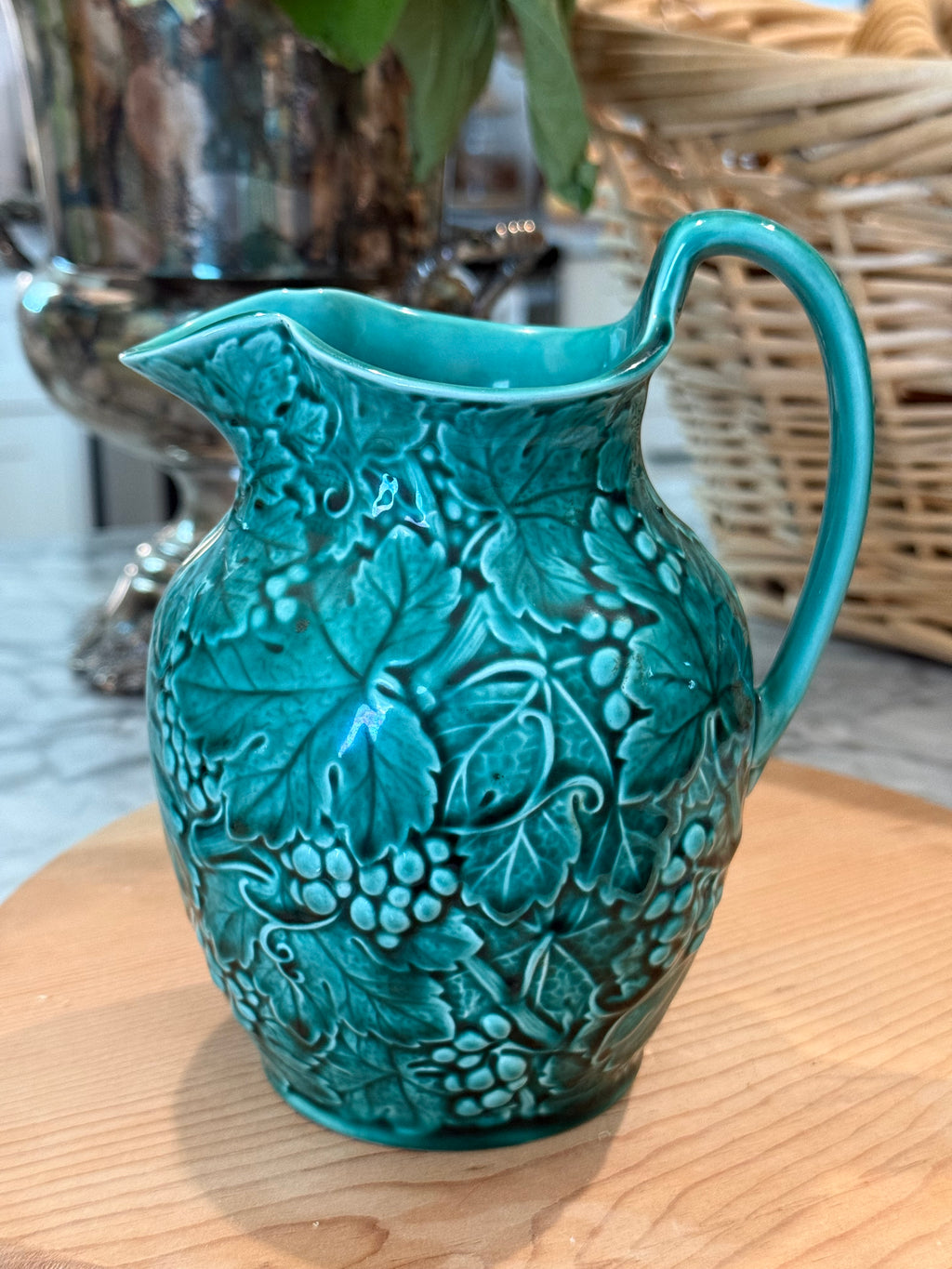 Vintage Wedgwood Majolica Green Leaf & Grapes Pitcher Jug