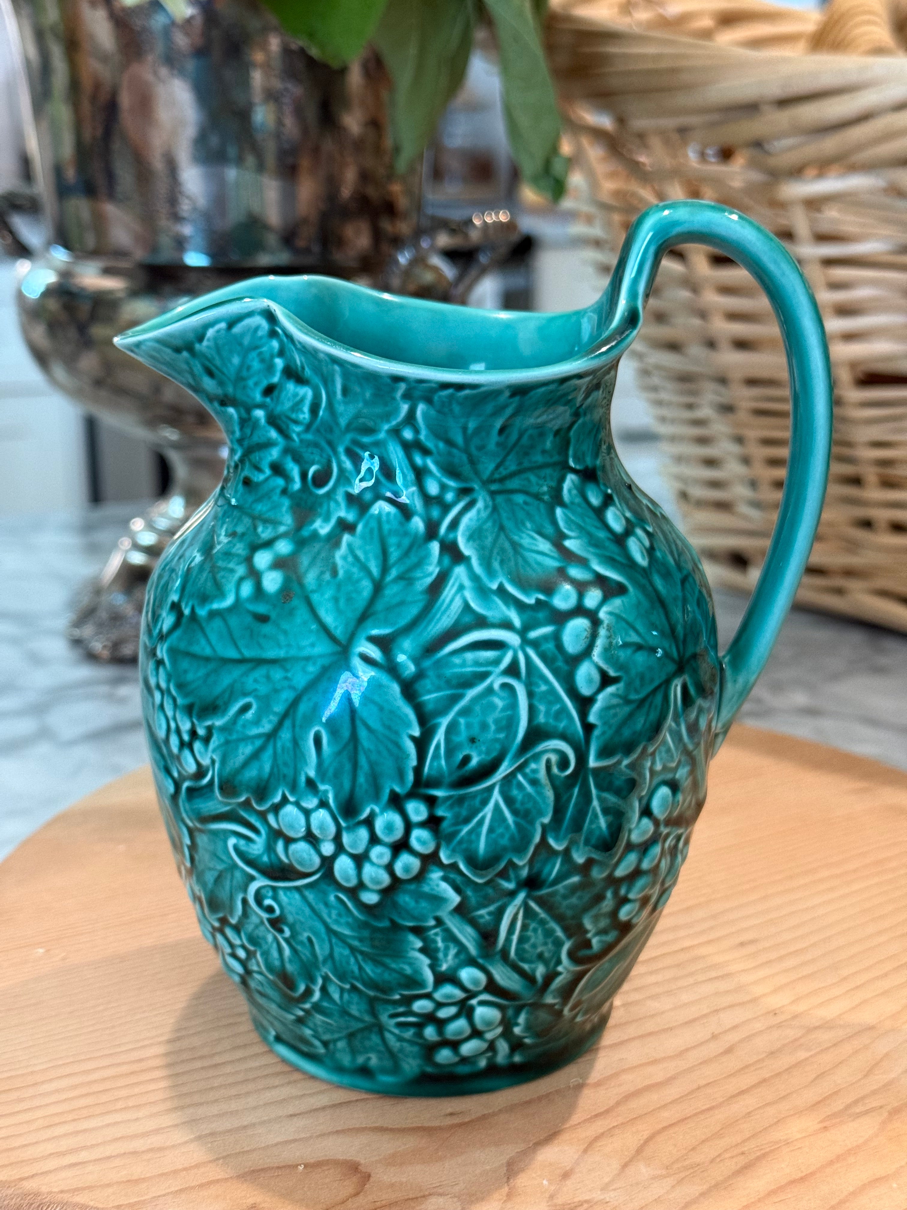 Vintage Wedgwood Majolica Green Leaf & Grapes Pitcher Jug