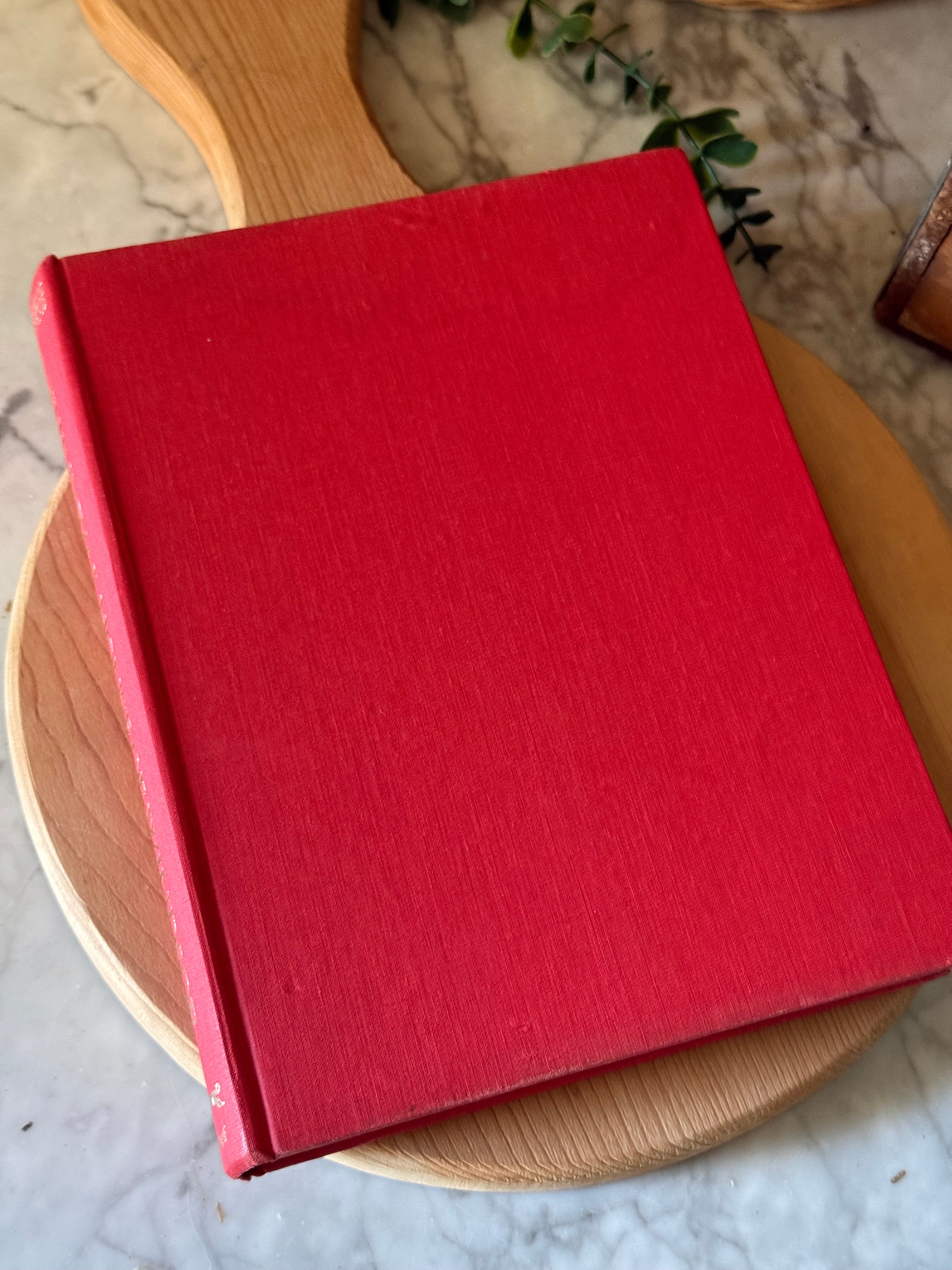 Vintage 1974 The Royal House of Windsor Book