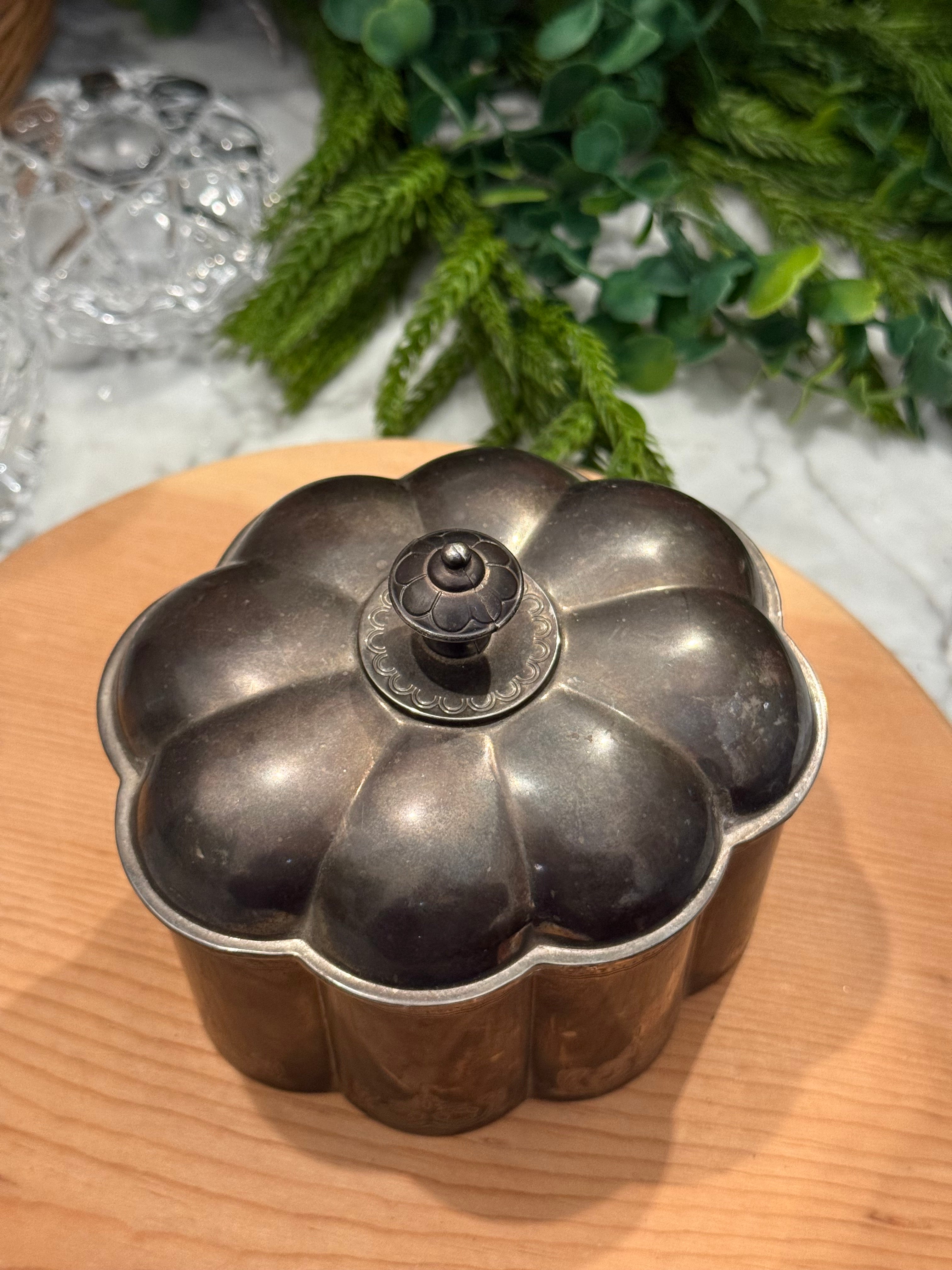 Vintage Godinger Silver Velvet Lined Trinket Box