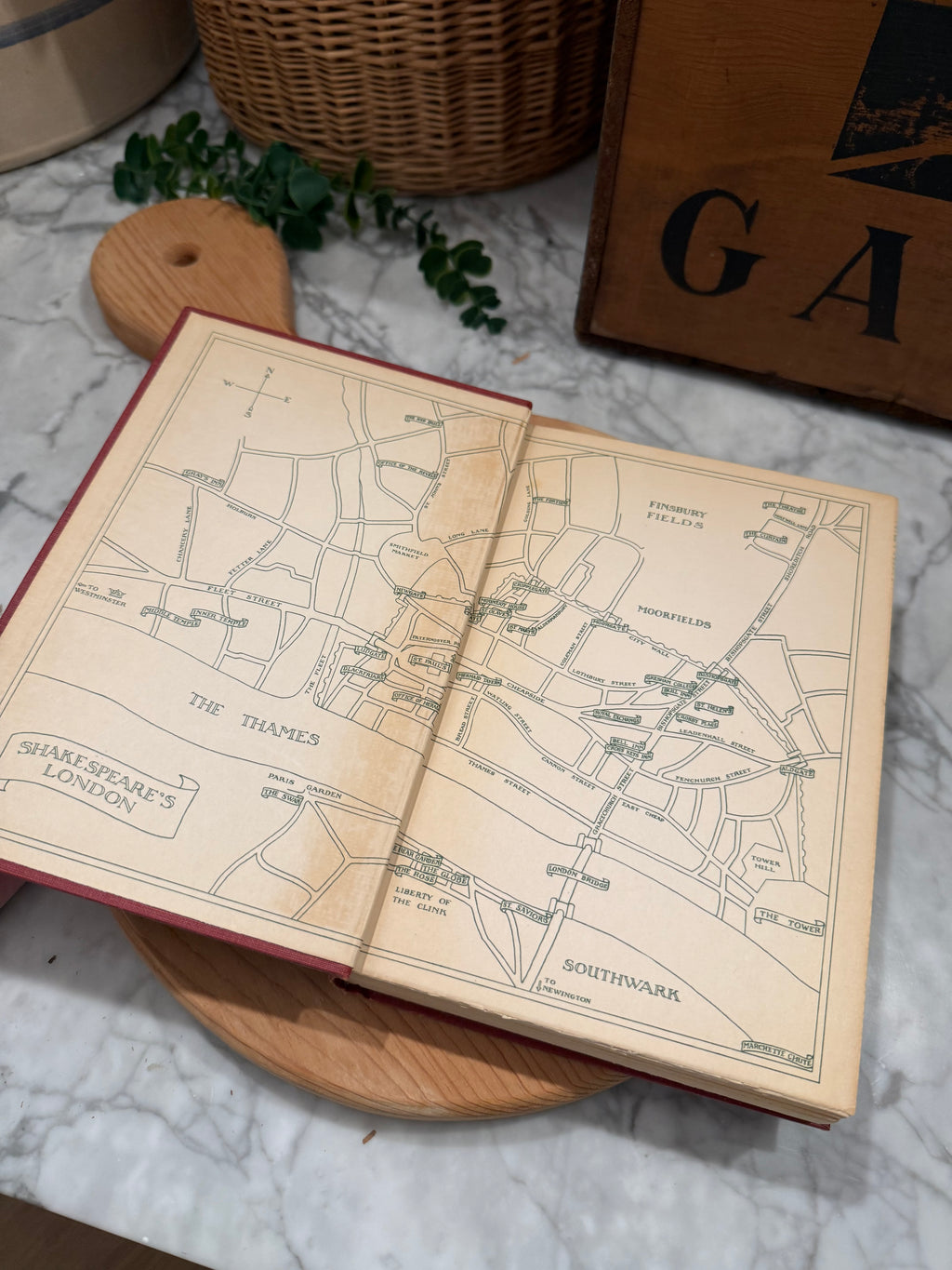 Vintage 1949 First Edition Shakespeare of London