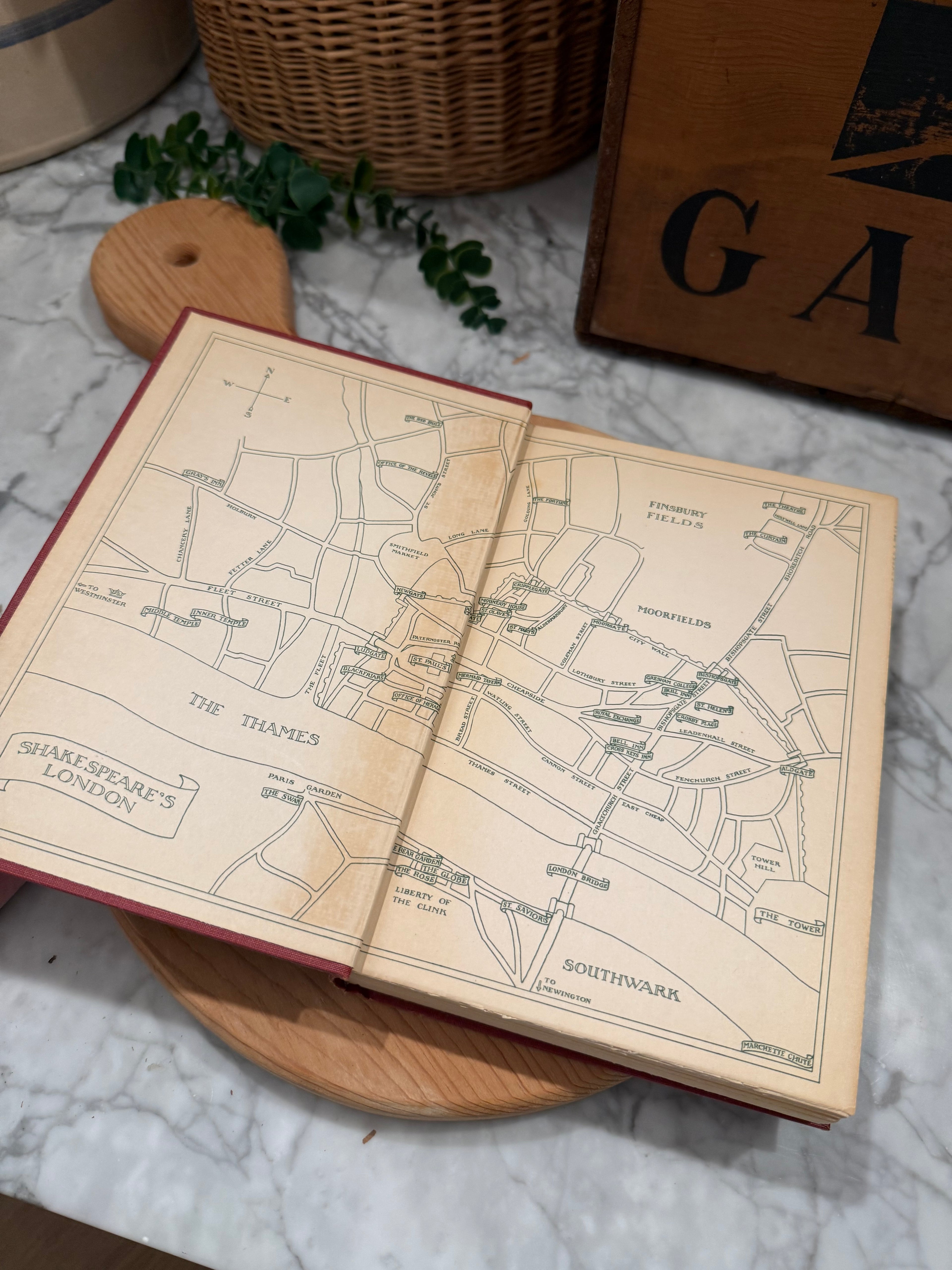 Vintage 1949 First Edition Shakespeare of London