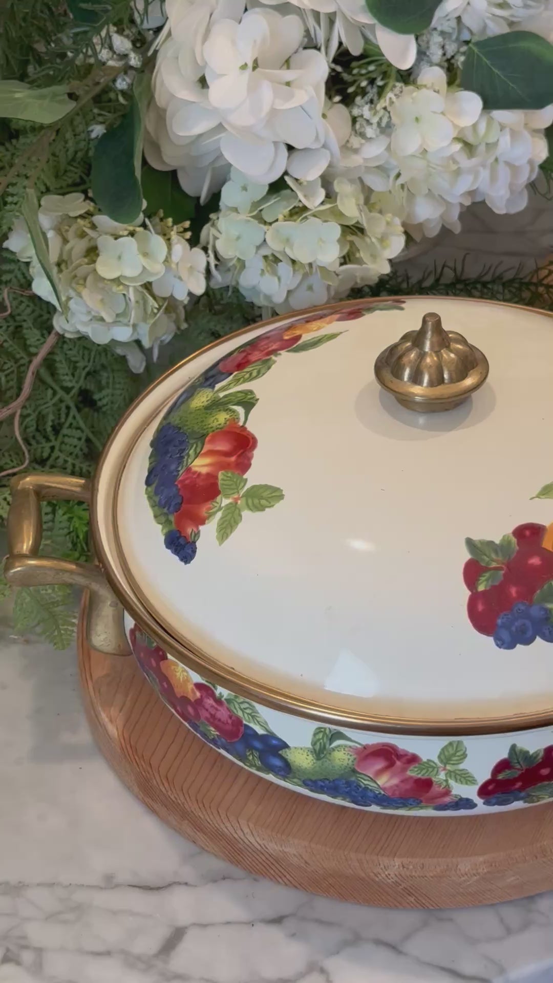 Vintage Lincoware Orchard Fruits Enamel Casserole Pot with Lid